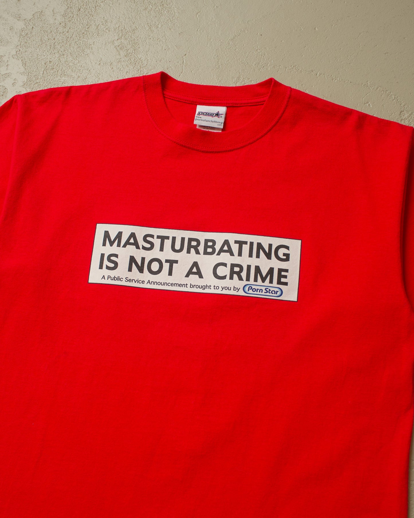 late 90s/00s "Masturbating is not a Crime" Pornstar T-shirt red - L