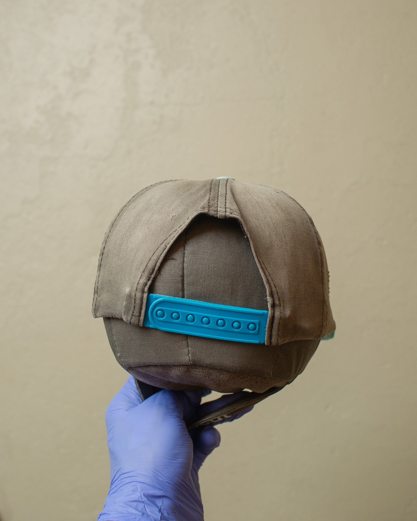 1990s distressed Sea Wave Sharks Two Tone Snapback black/blue