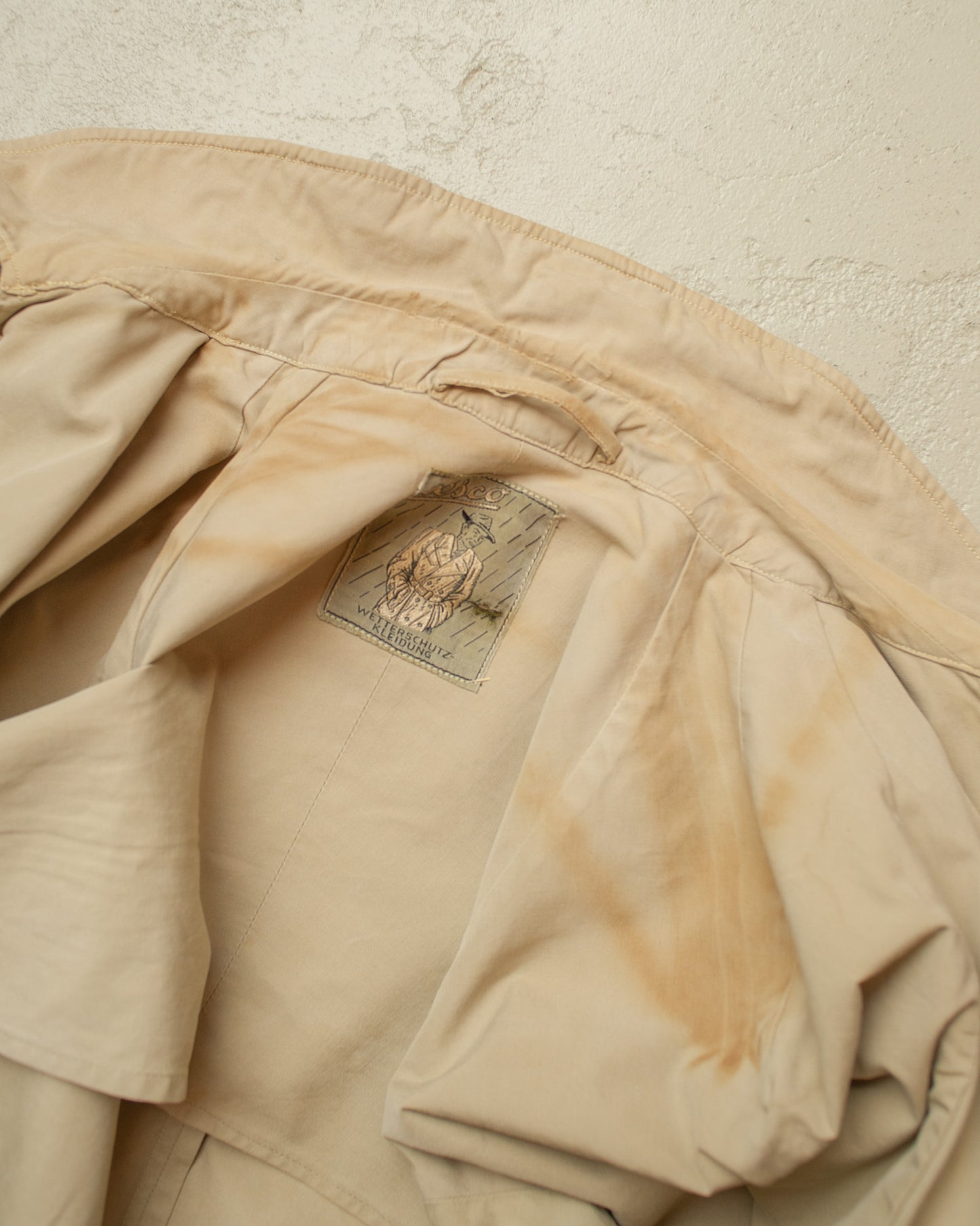 1940s German Elesco Raglan Trenchcoat beige - L