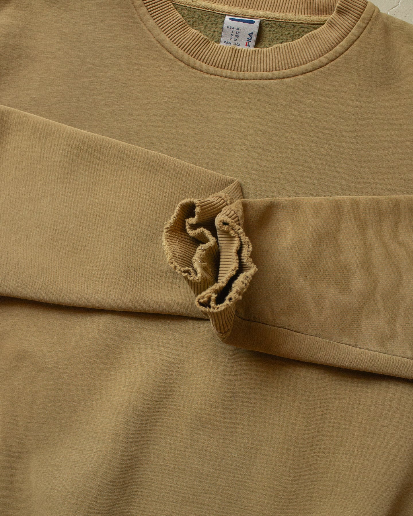 2000s distressed Fila Sweatshirt khaki - M