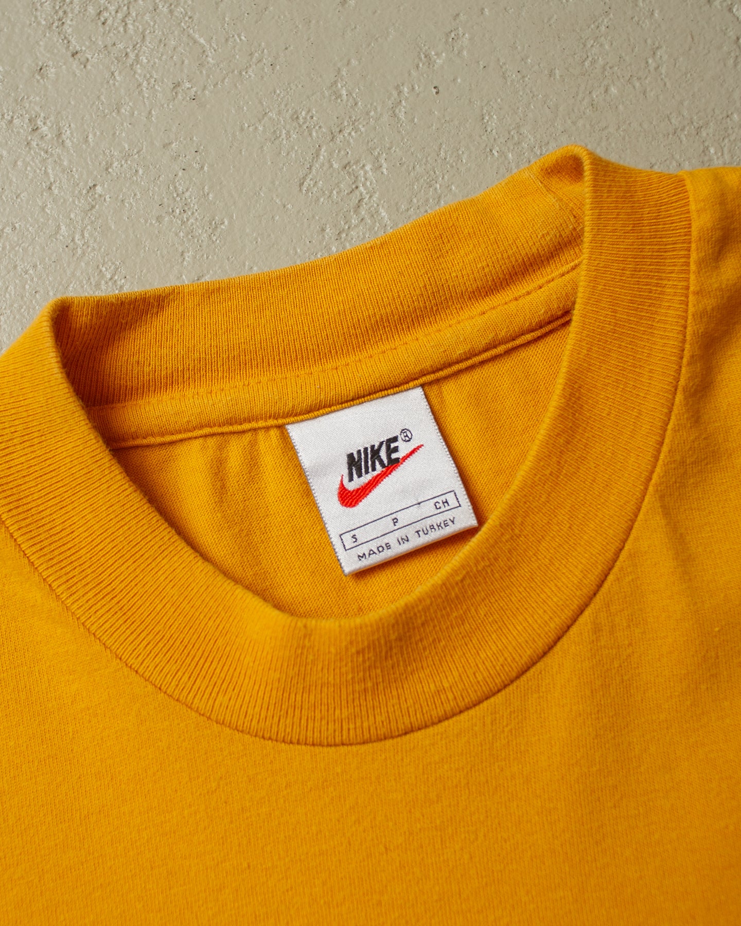 1990s unworn Nike Swoosh T-shirt mustard - S/M