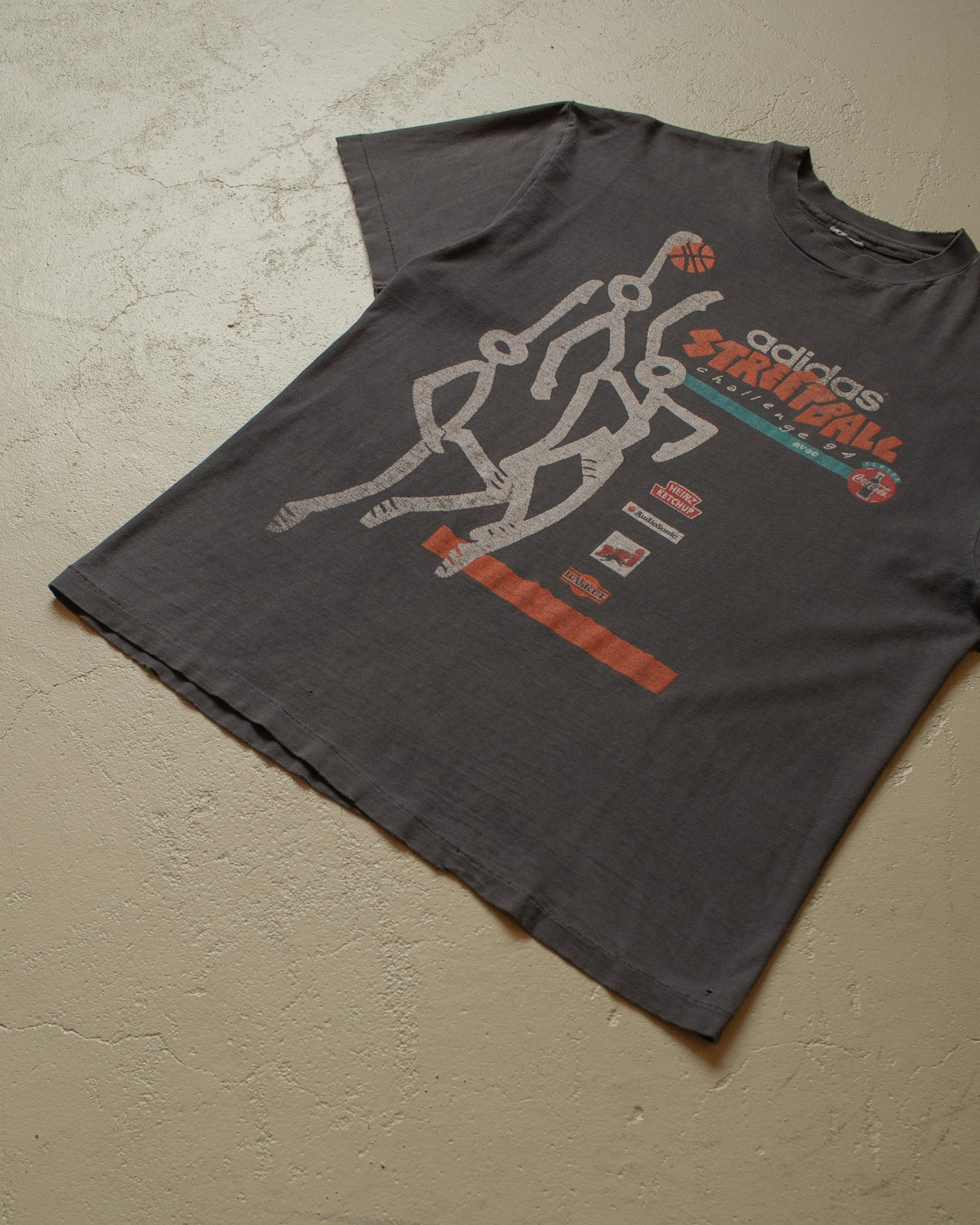 1994 distressed Adidas Streetball T-shirt black - M/L