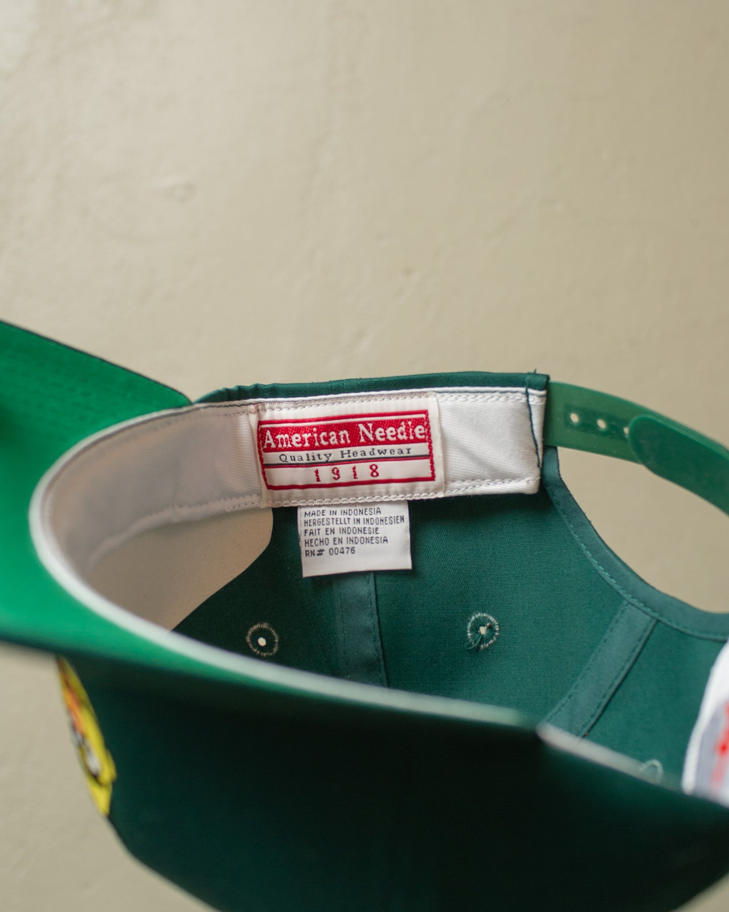 1990s unworn Bert Snapback green
