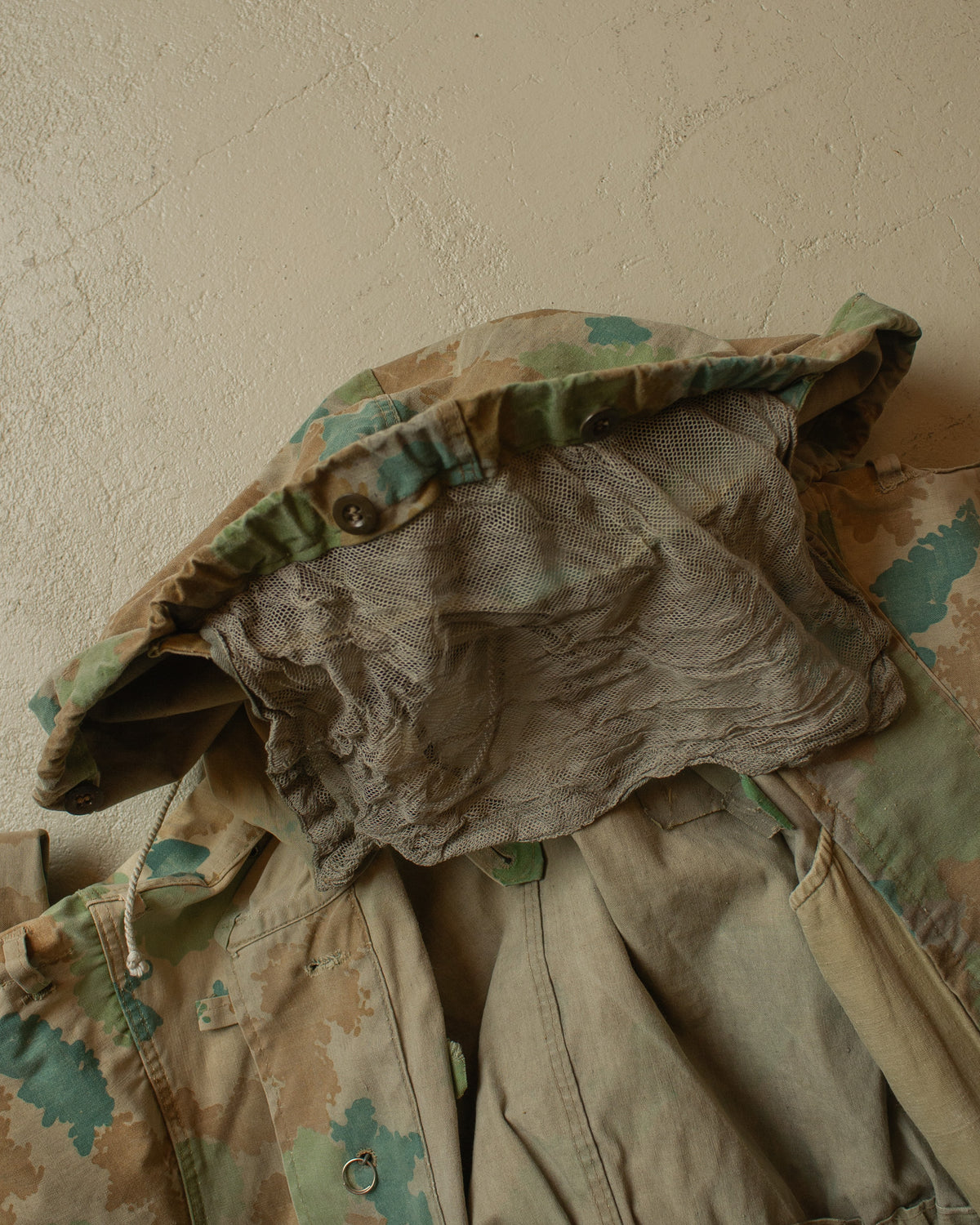 1963 East German DDR Faded "Blumentarn" Field Jacket - L/XL