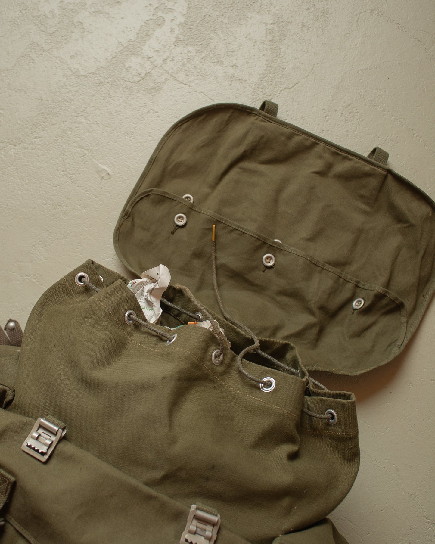1969 Army Canvas Backpack green