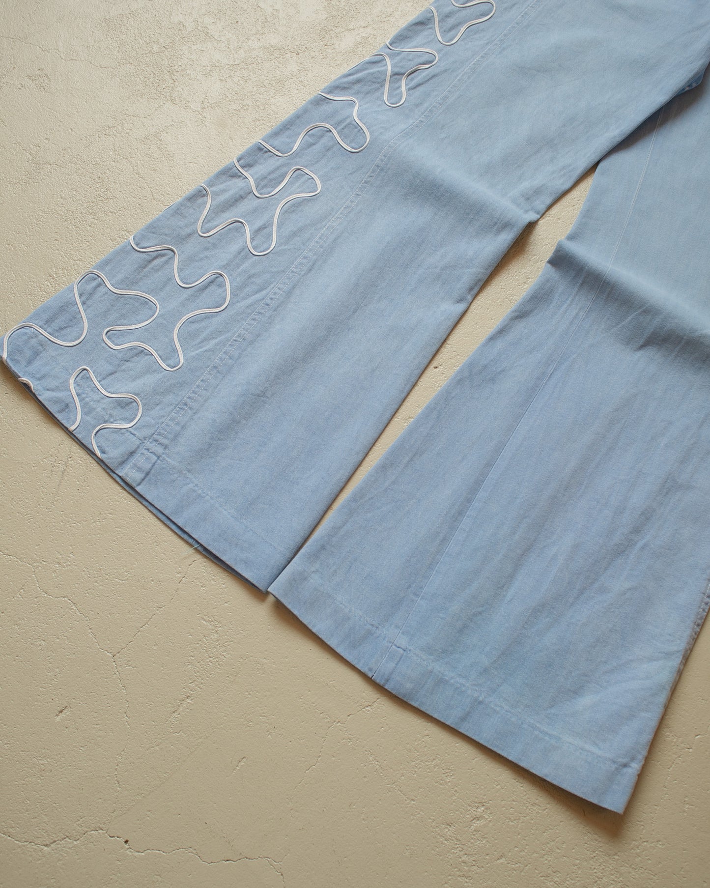 1970s Embroidered Bellbottom Jeans blue - W29 L31