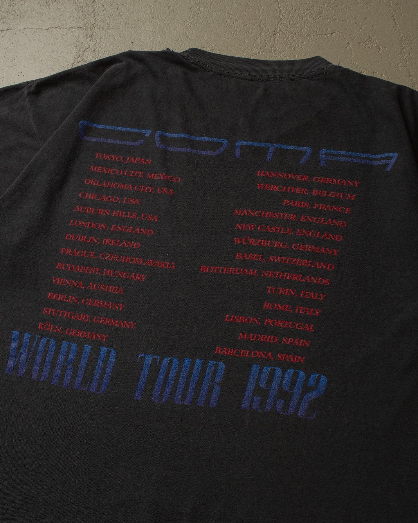 1992 distressed Guns n’ Roses Coma World Tour T-Shirt - XL