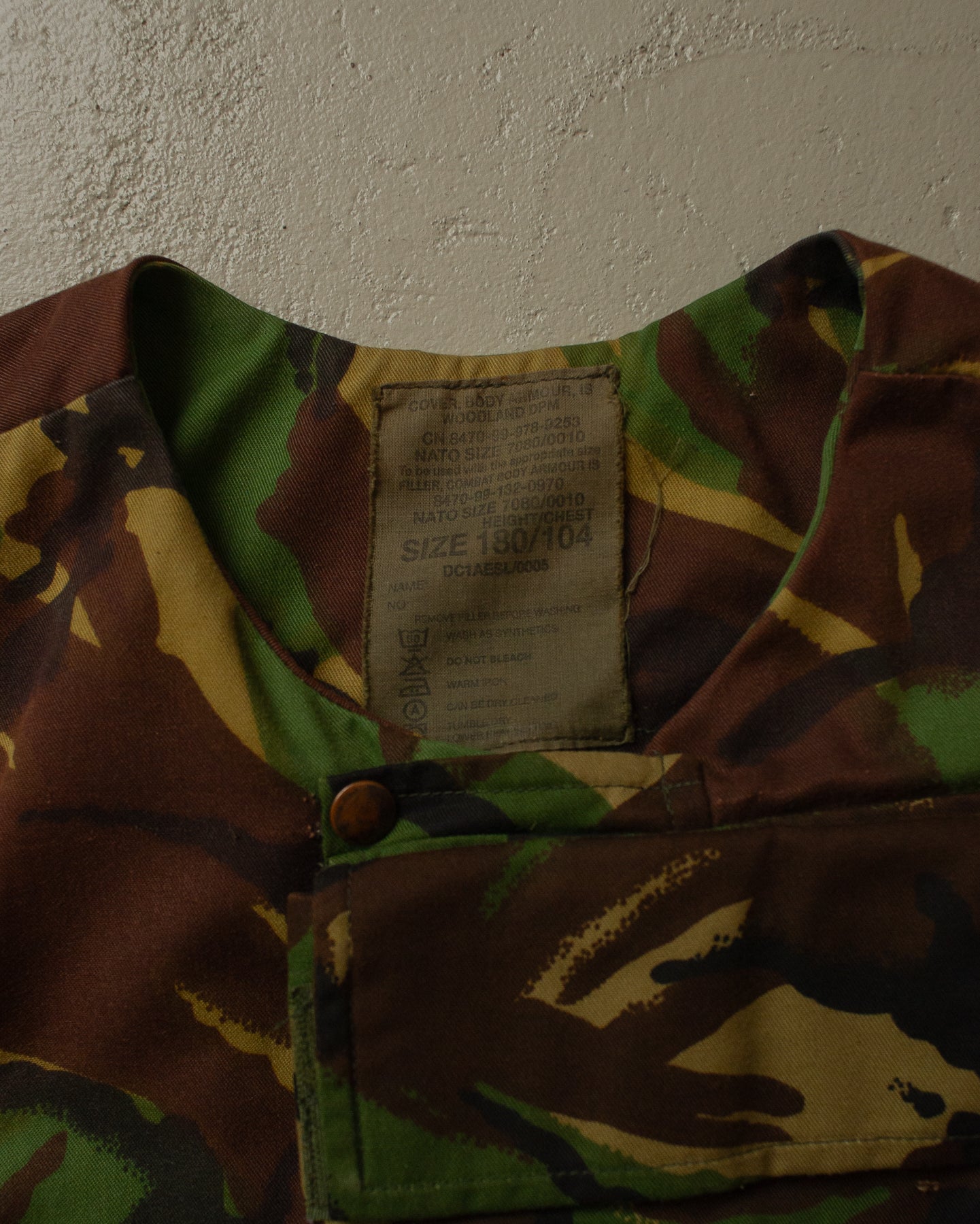 2000s British Army Camouflage Body Cover Vest - M