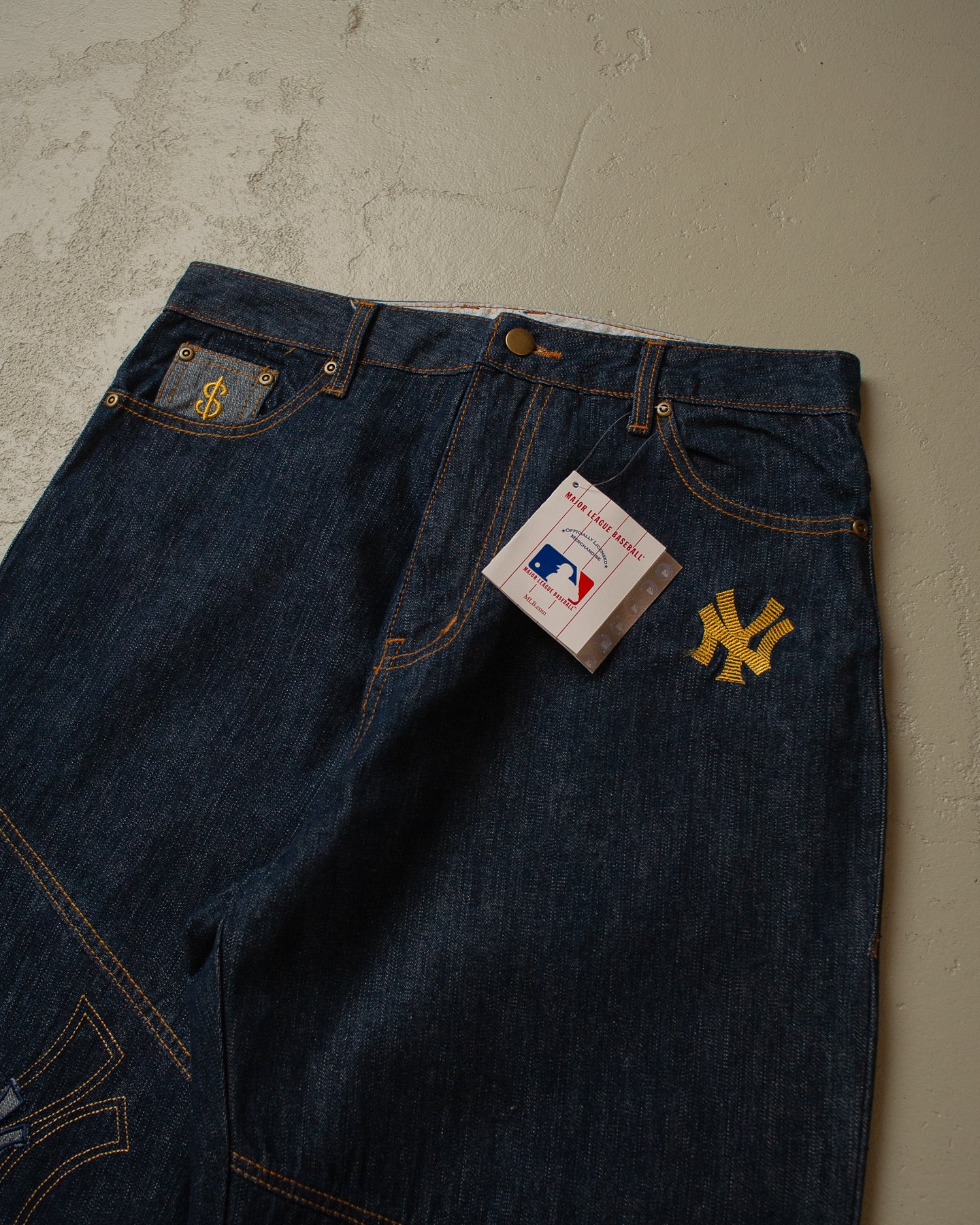 00s NWT Majestic New York Yankees Denim - W34/36/42