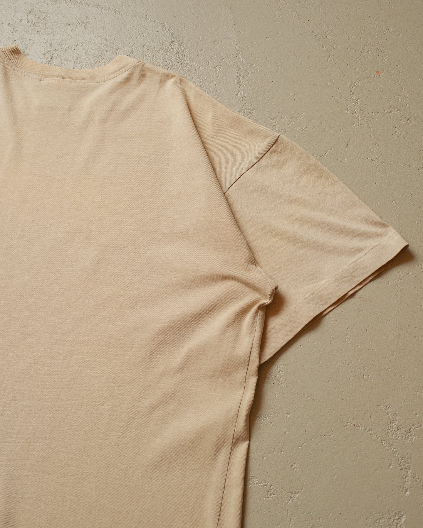 90s New Zealand Earth T-shirt faded beige - XL/XXL