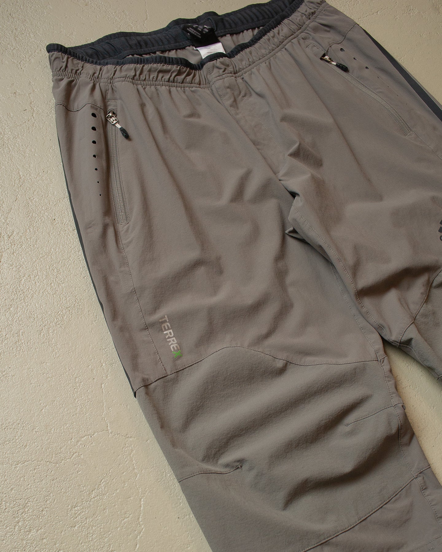 2010s Adidas Terrex Long Shorts grey - XL