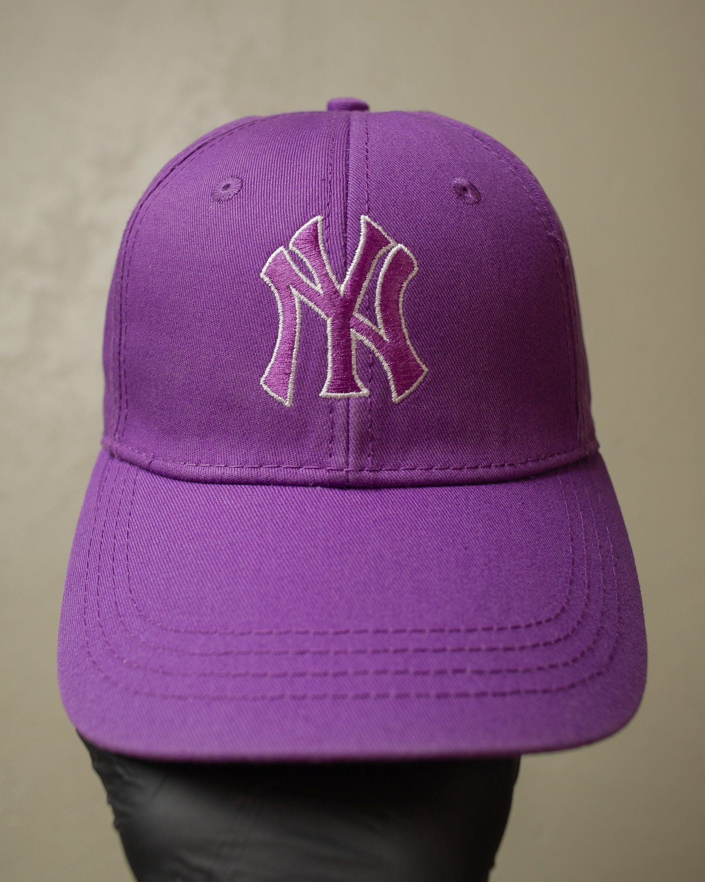 2000s New York Yankees Strapback purple