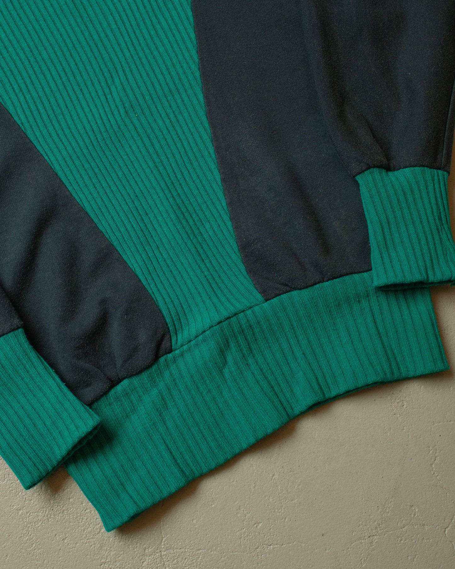 1980s Colorblock Batwing Sweatshirt black/green - XL