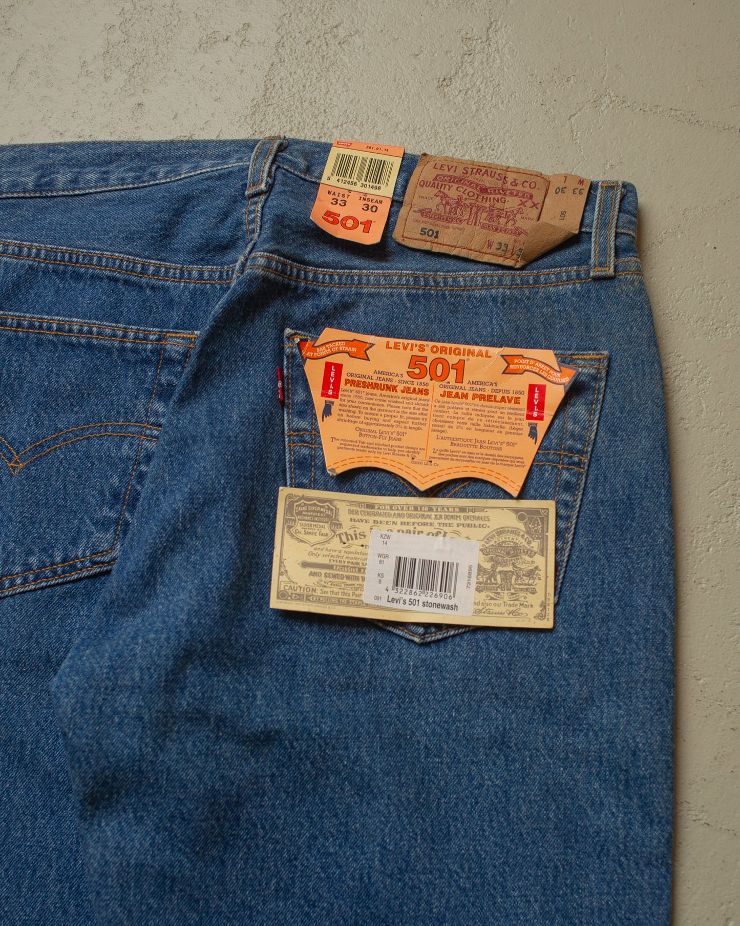 2001 Deadstock Levi´s 501 Stone washed Jeans - W32 L30