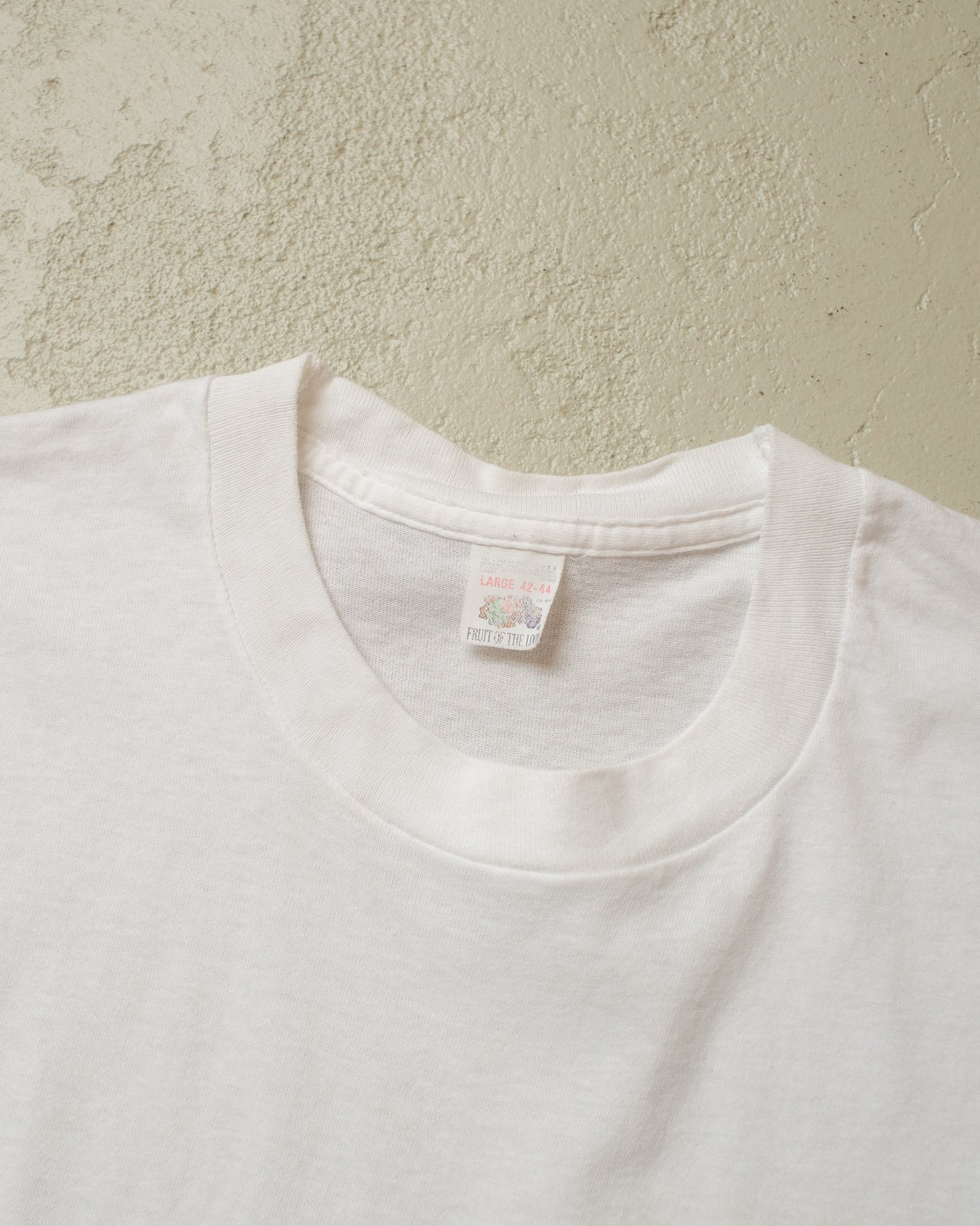 1980s Fruit of the Loom Blank T-shirt white - M/L