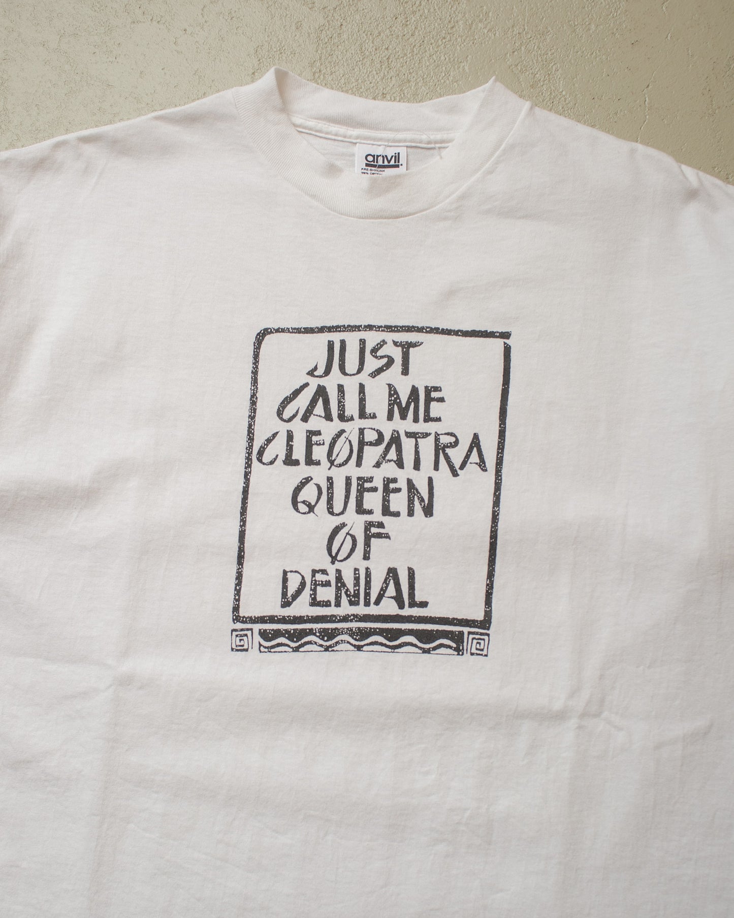 1990s "Queen of Denial" T-shirt white - XL