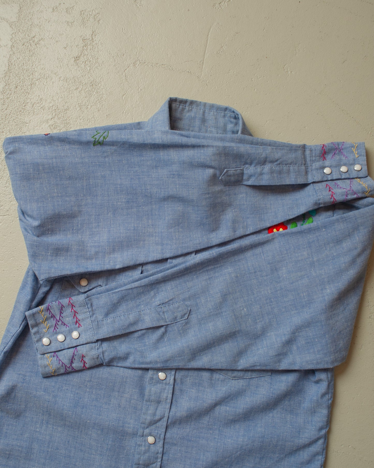 1960s/70s Hand Embroiderd Pearl Snap Shirt blue - M/L