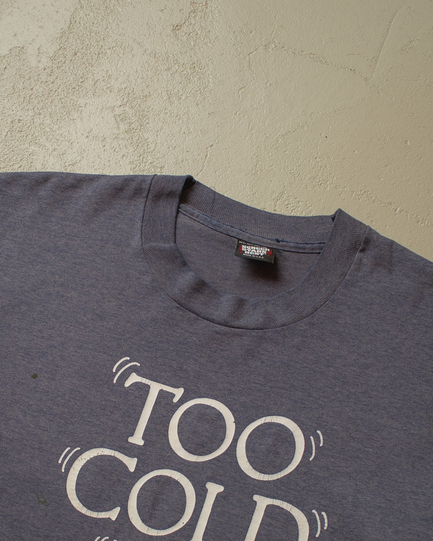 1990s distressed "Too cold to handle" Finlandia T-shirt blue - XL