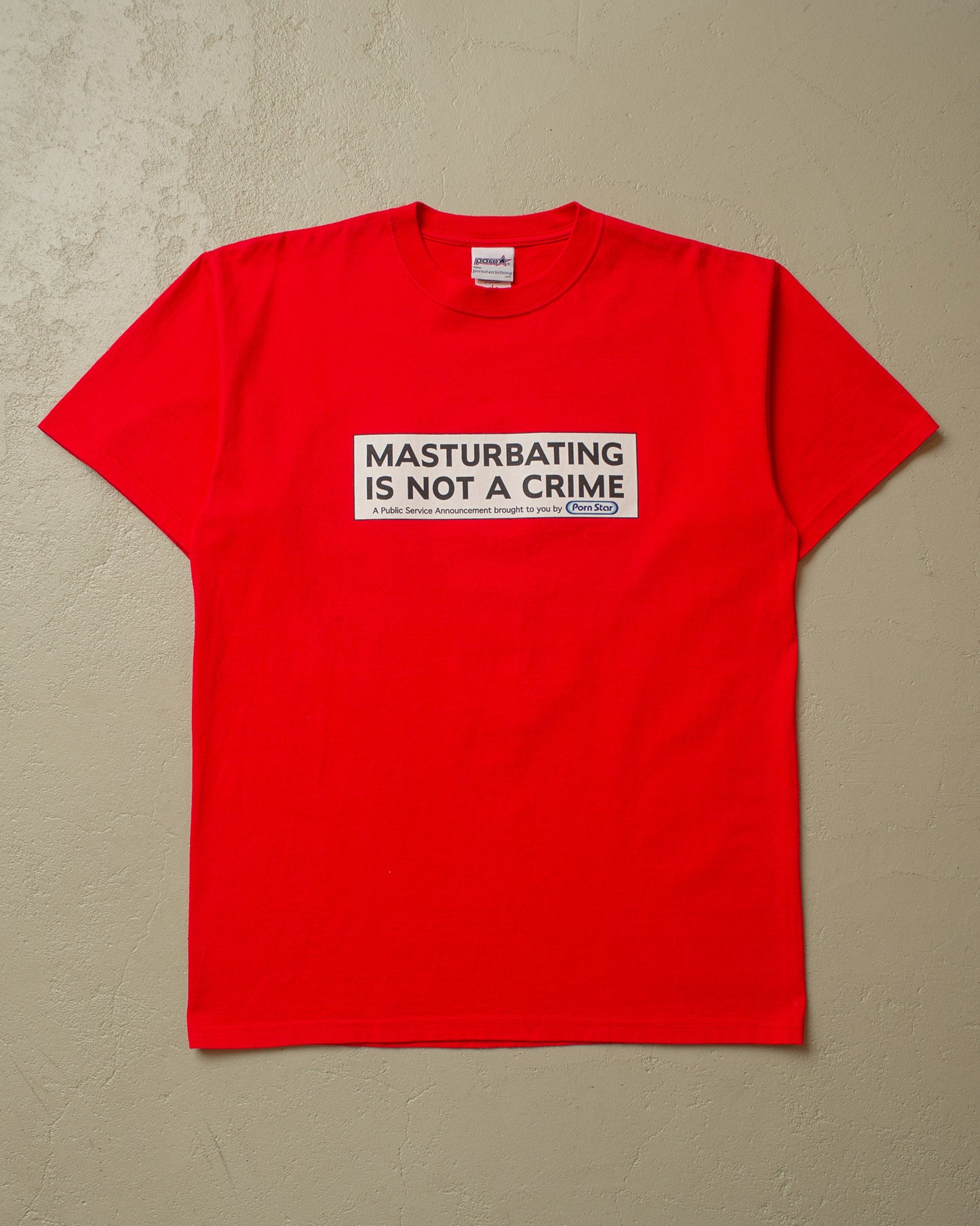 late 90s/00s "Masturbating is not a Crime" Pornstar T-shirt red - L