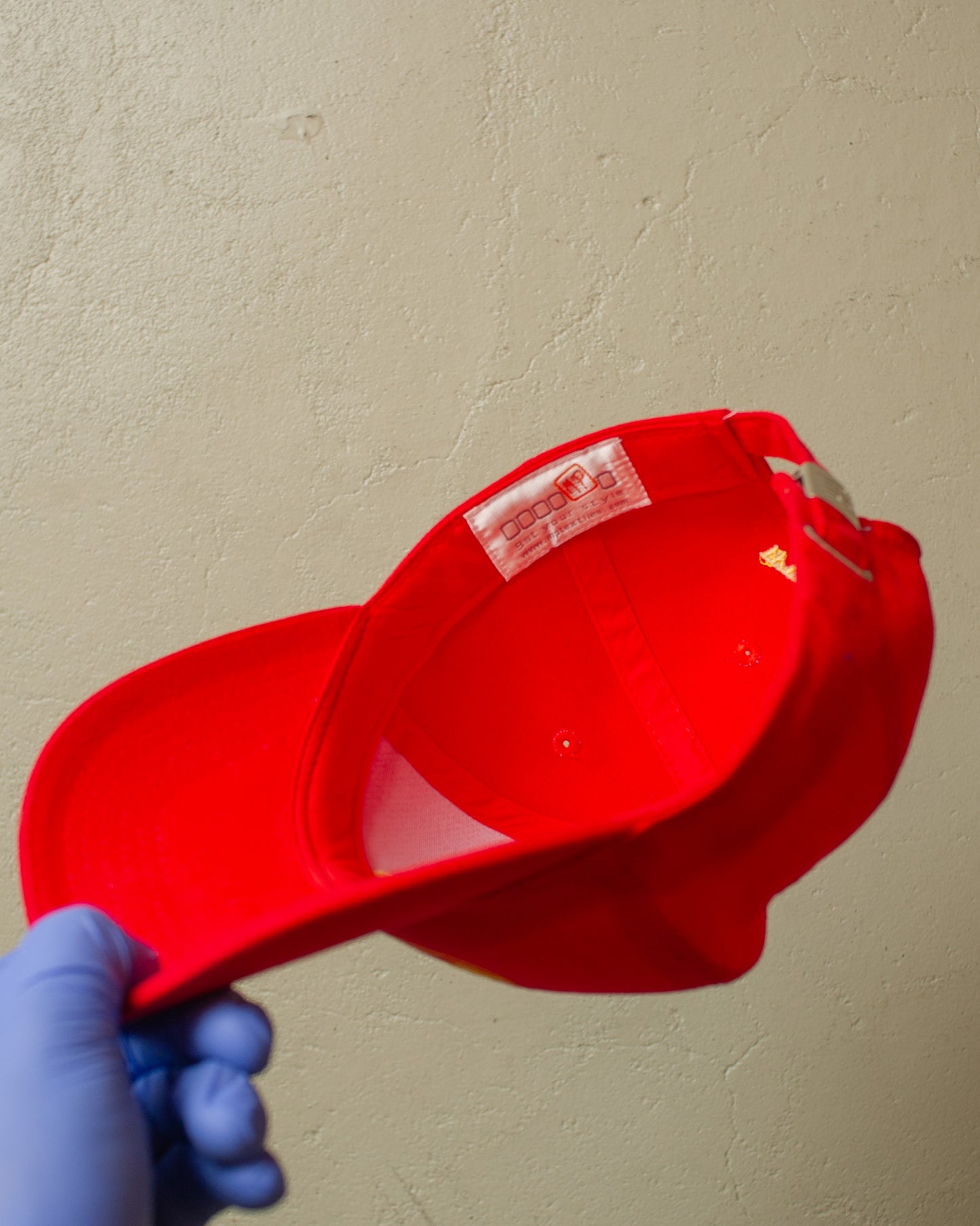 2000s bizzl Strapback red