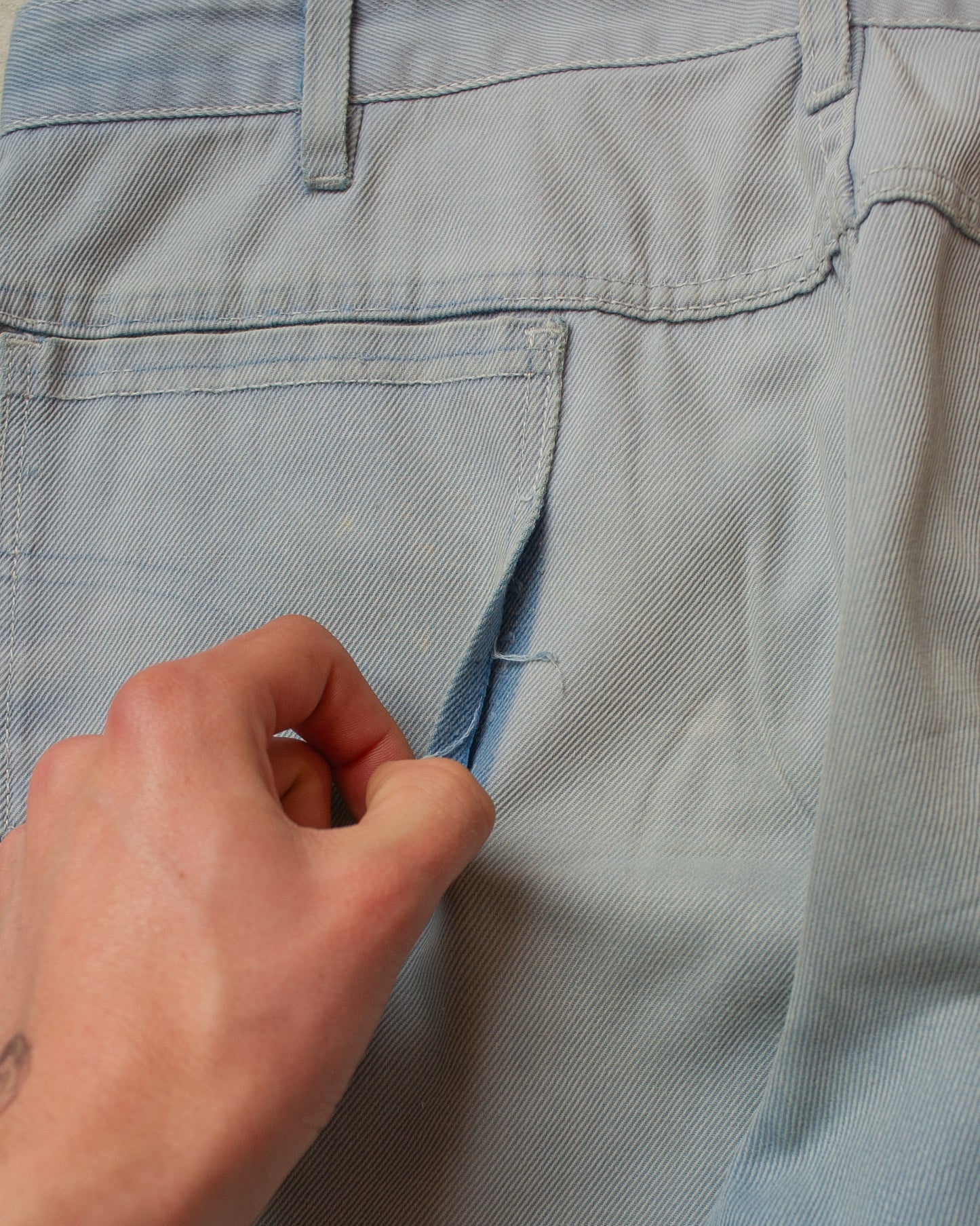 1970s Faded Light Flared Jeans blue - W34 L32