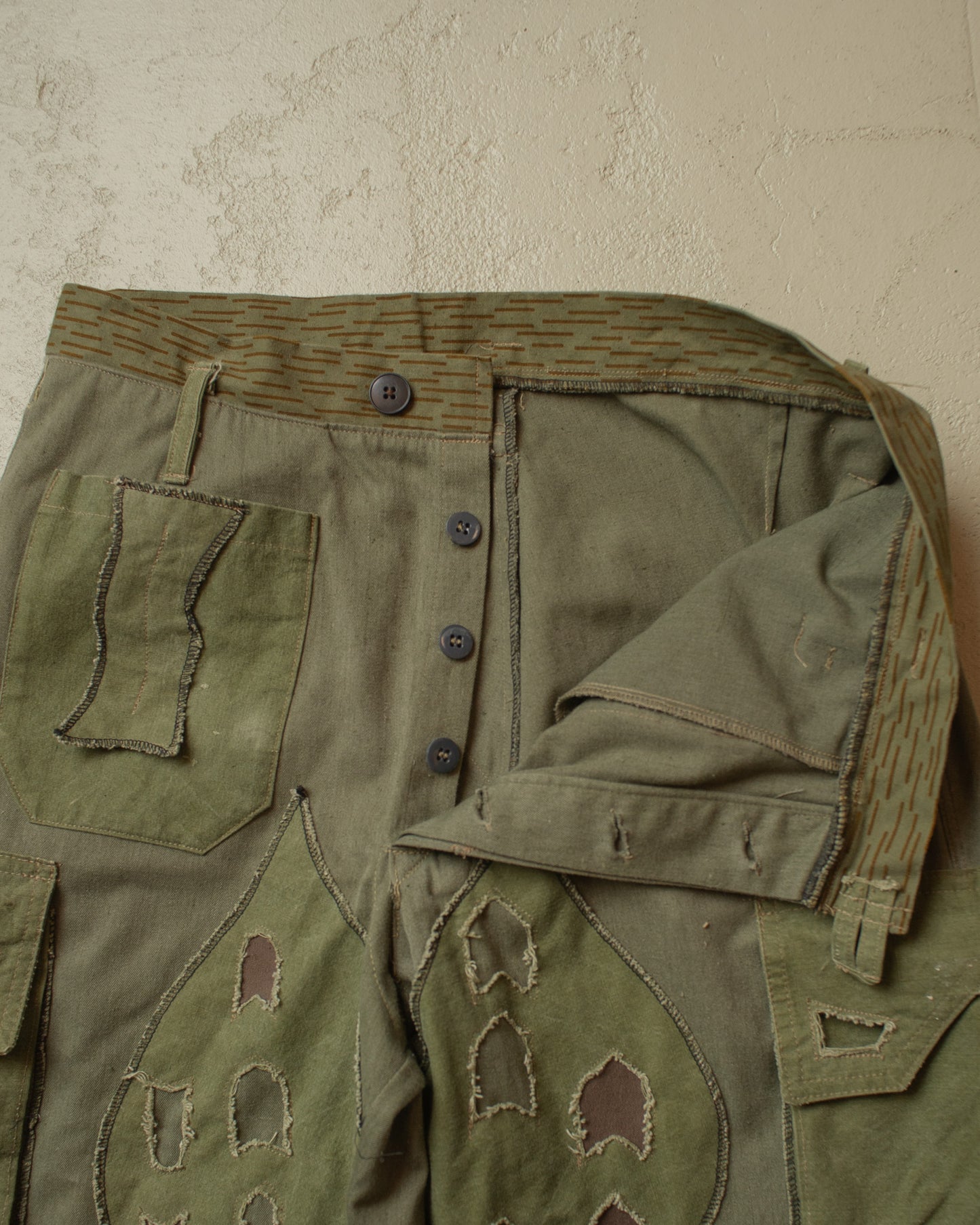 1970s/80s Reworked East German Army Pants khaki - W34 L32,5