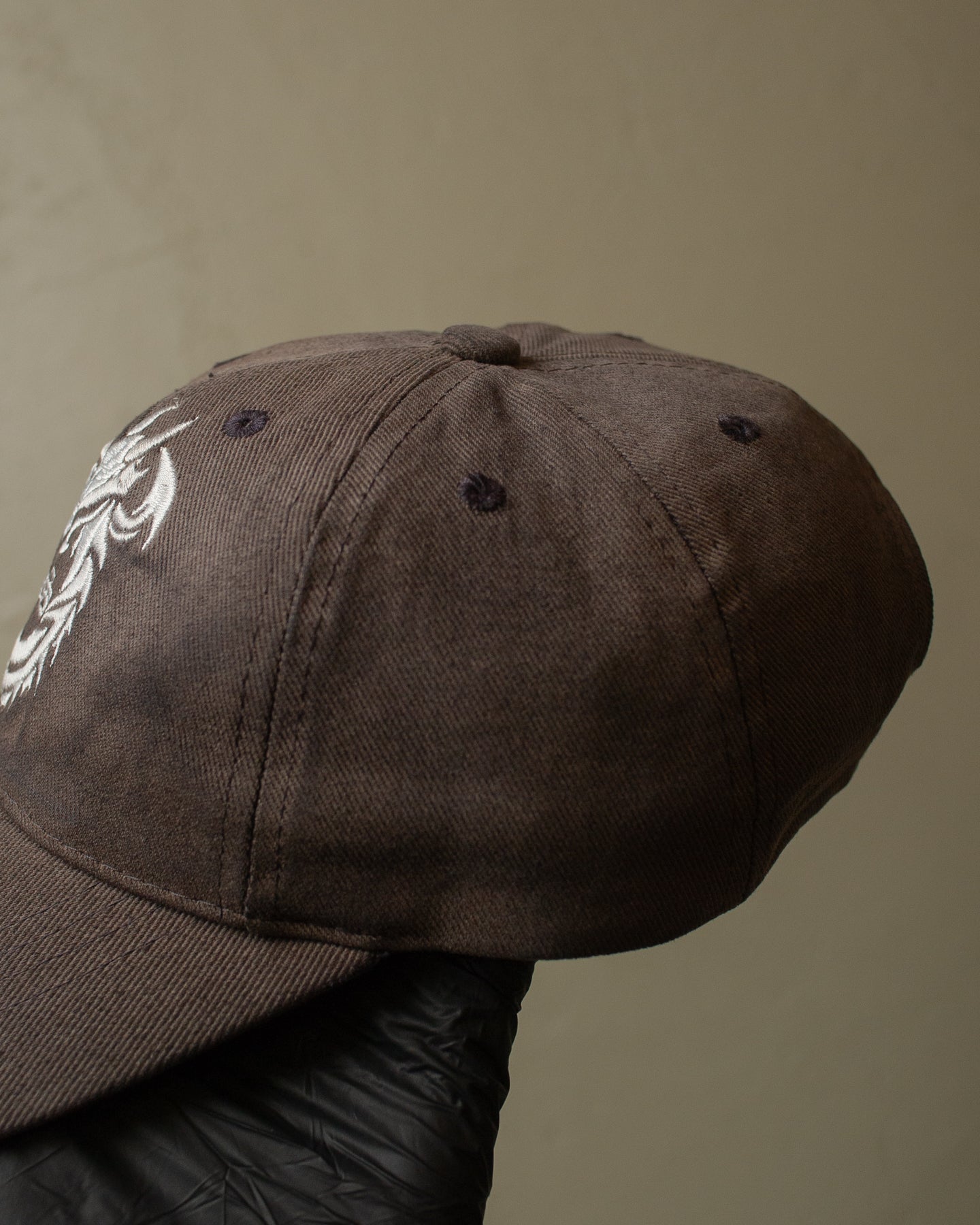 2000s Sunfaded MPS Strapback black