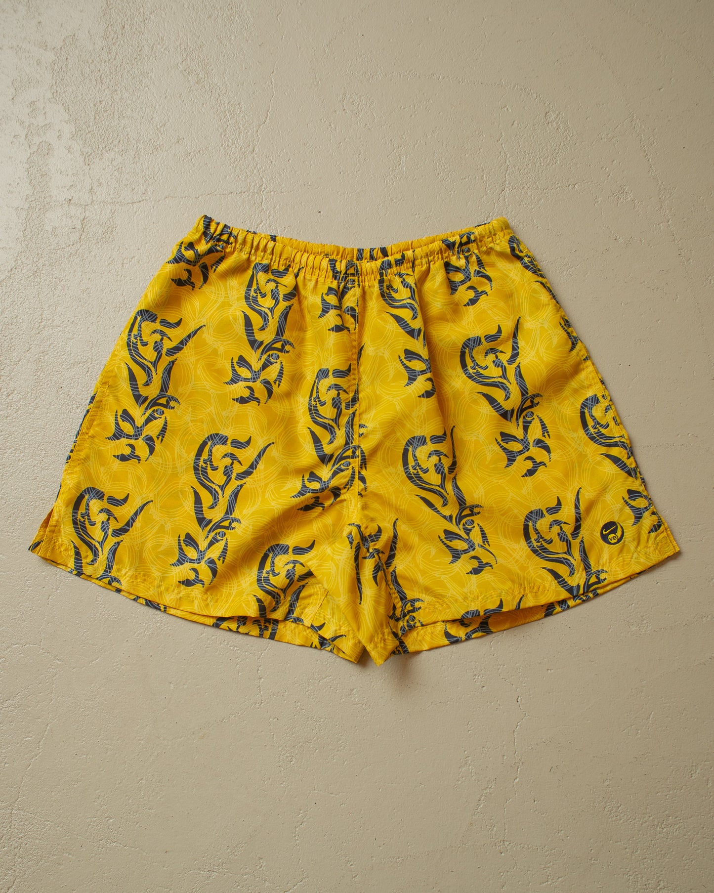 2000s Deadstock Nike Volleyball Tribal Shorts - S/M