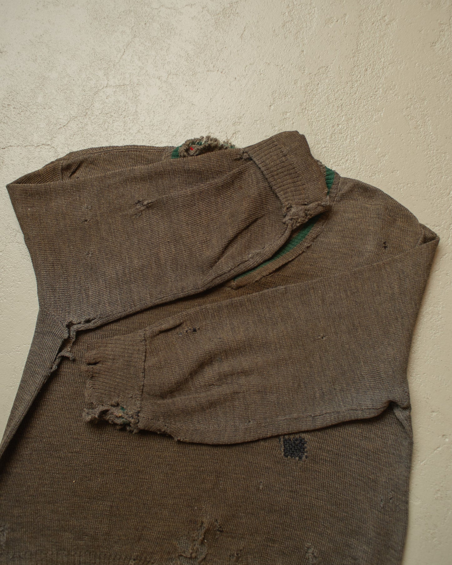 1940s thrashed WW2 German Army V-Neck Knit Sweater grey - M