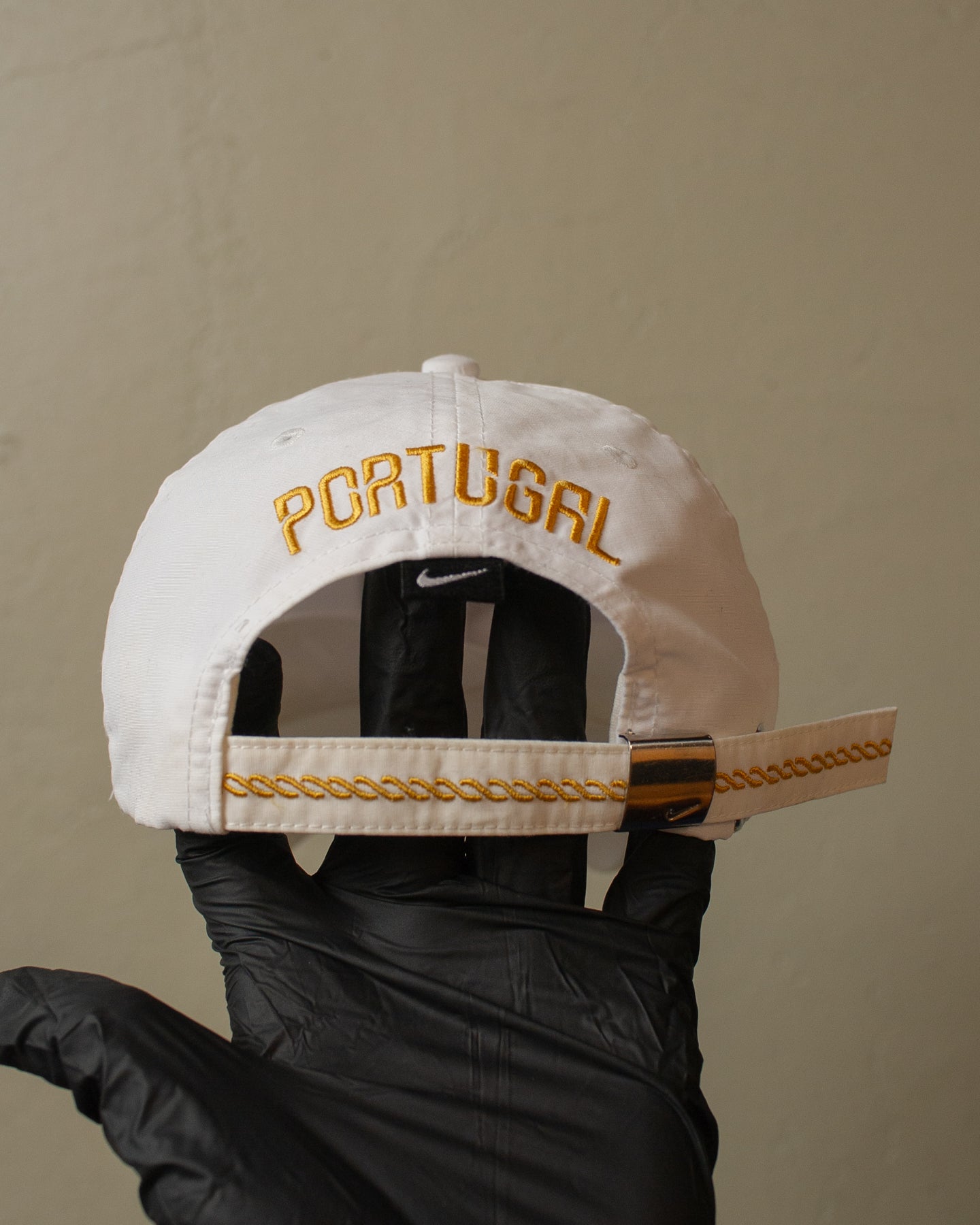 2000s Nike Portugal Strapback white