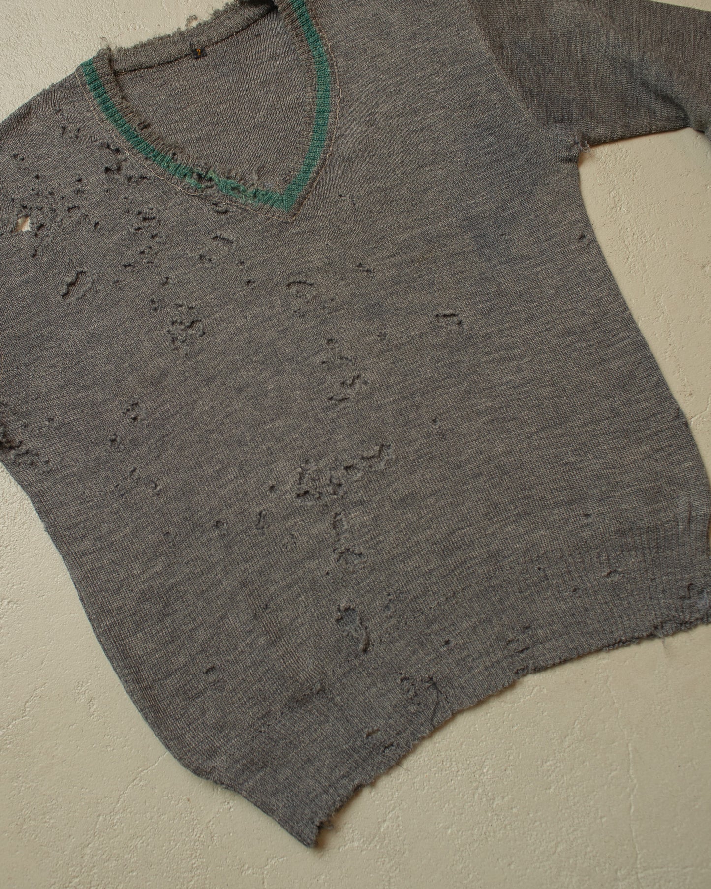 1940s thrashed WW2 German Army V-Neck Knit Sweater grey - M/L
