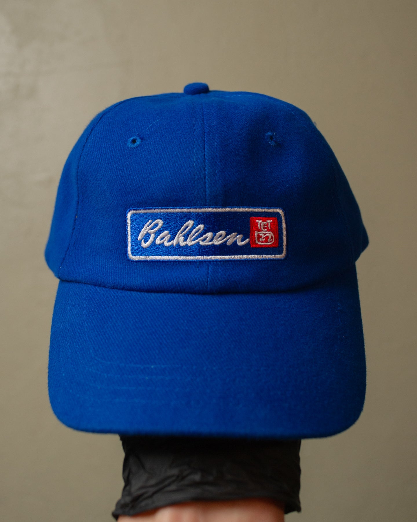 2000s unworn Bahlsen Strapback blue