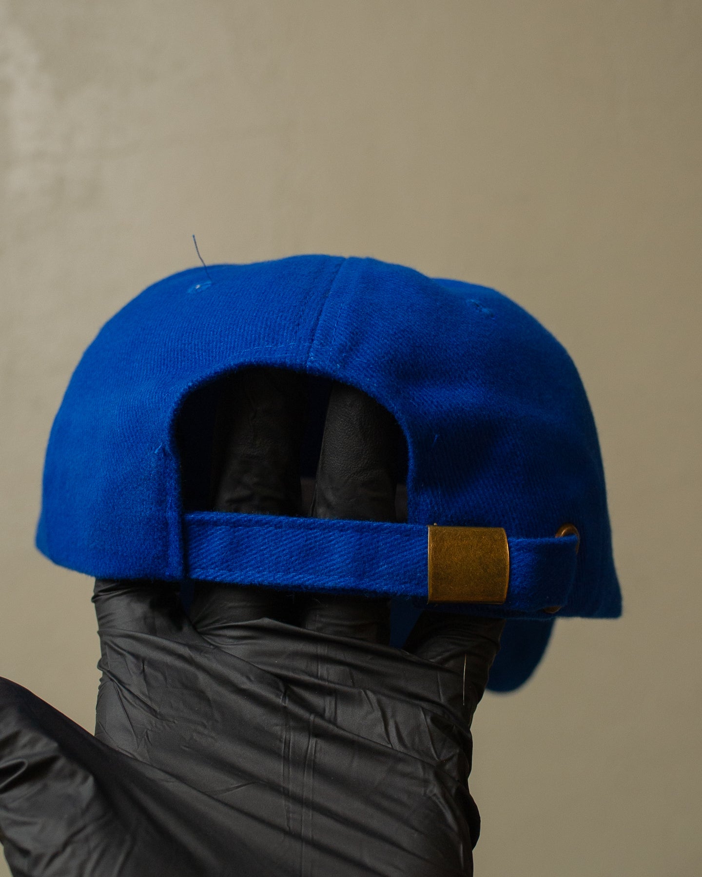 2000s unworn Bahlsen Strapback blue