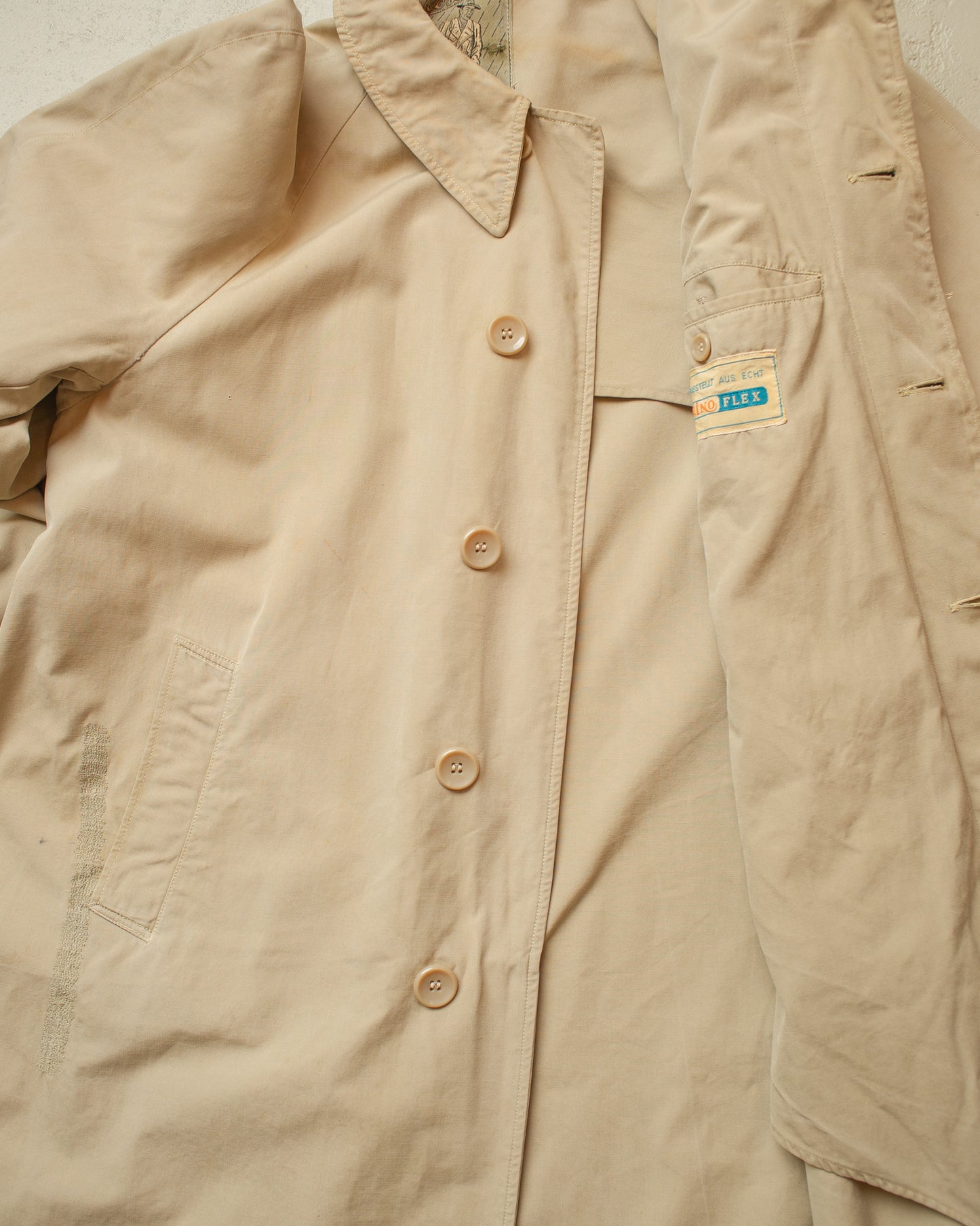 1940s German Elesco Raglan Trenchcoat beige - L