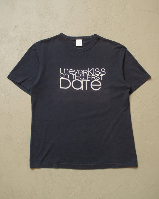 2000s Never kiss on first date T-shirt black - M/L