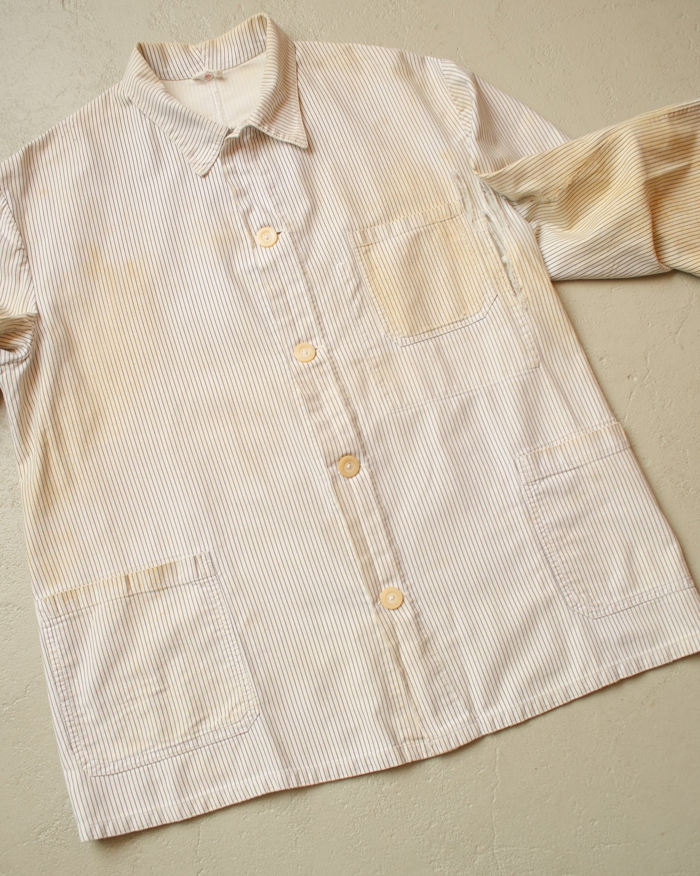 1950s/60s distressed German "Metzgerjacke" Butcher striped Work Jacket white - L