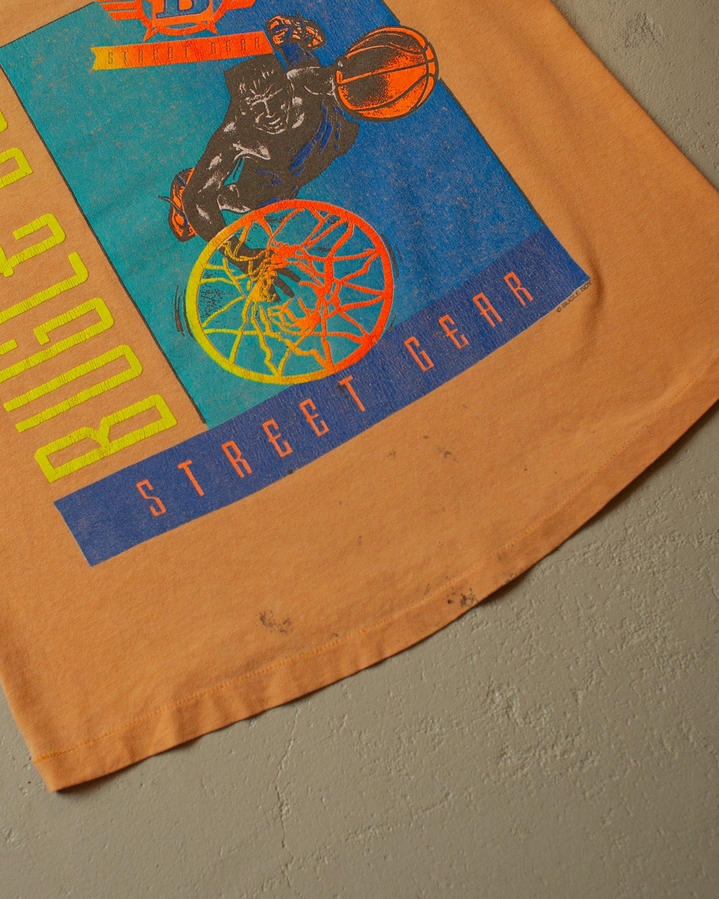 1990s stained Bugle Boy Street Gear T-shirt orange - S