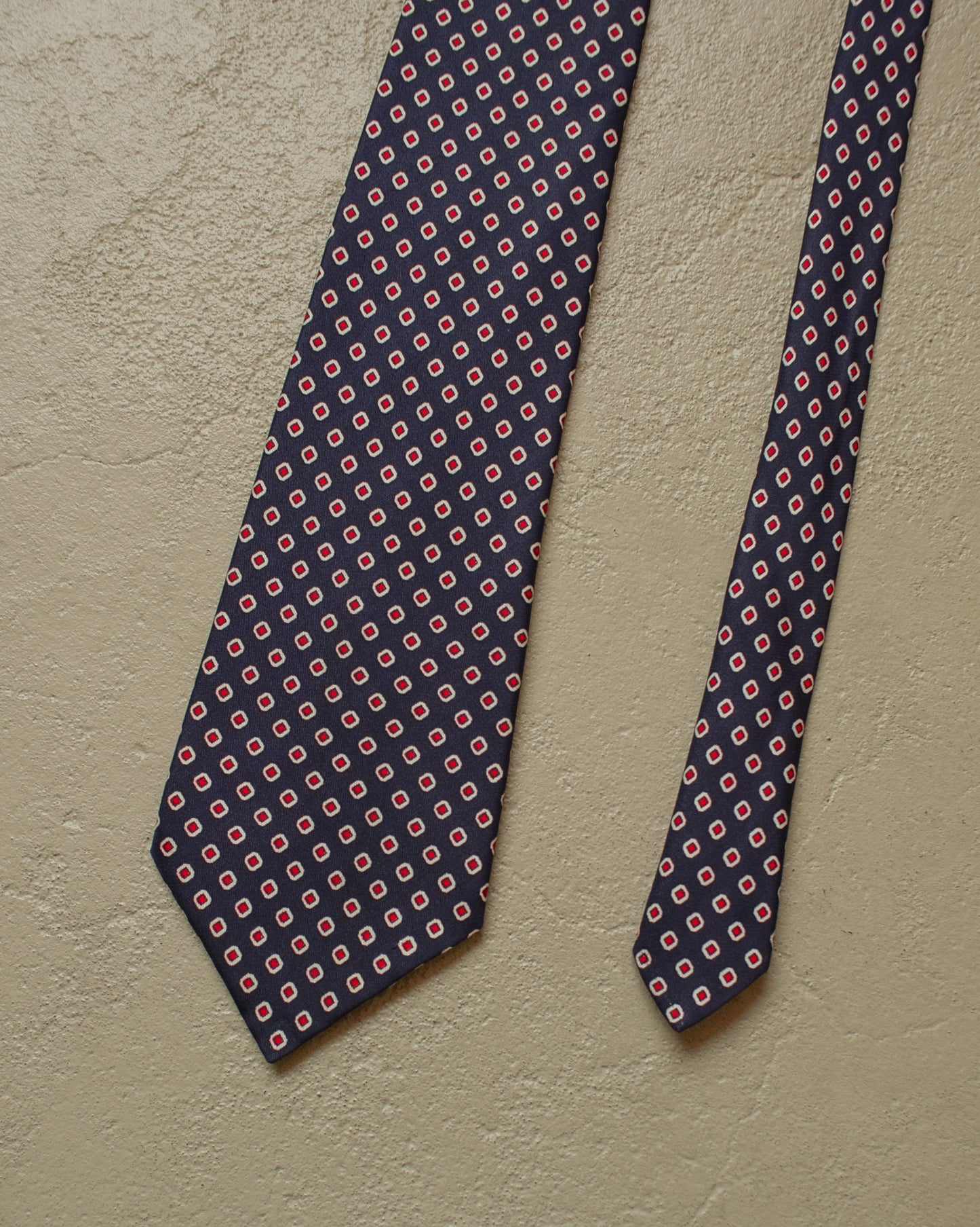 1970s Claude Ferrand Dot Pattern Silk Tie navyblue