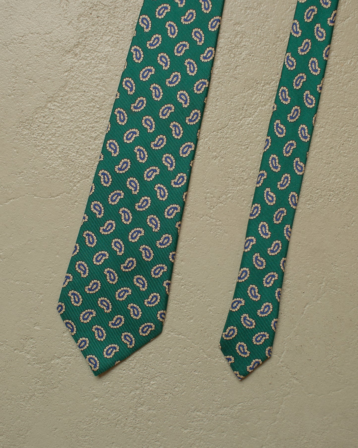 1980s Richel Paisley Pattern Silk Tie green