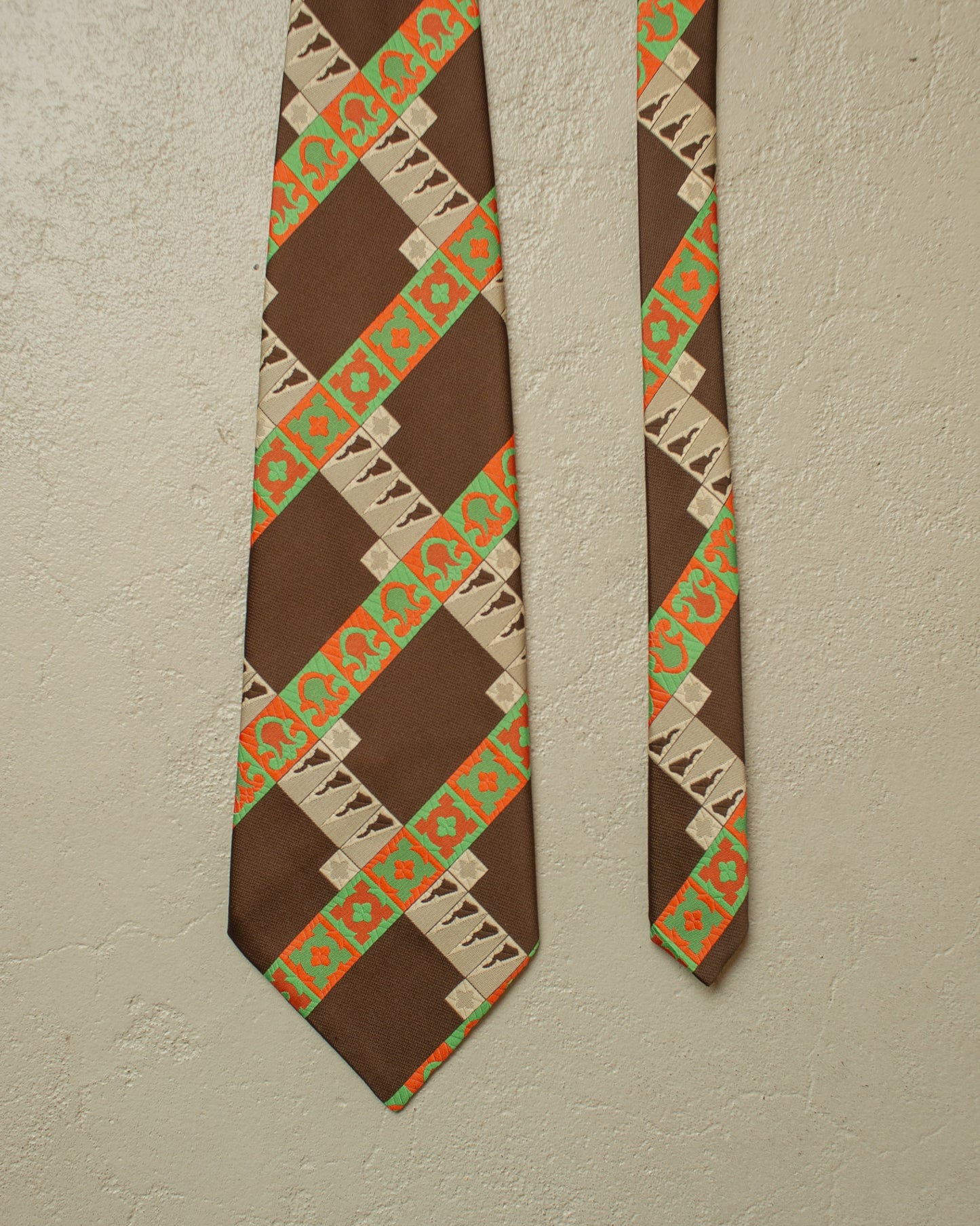 1970s Excellent Pattern Tie brown