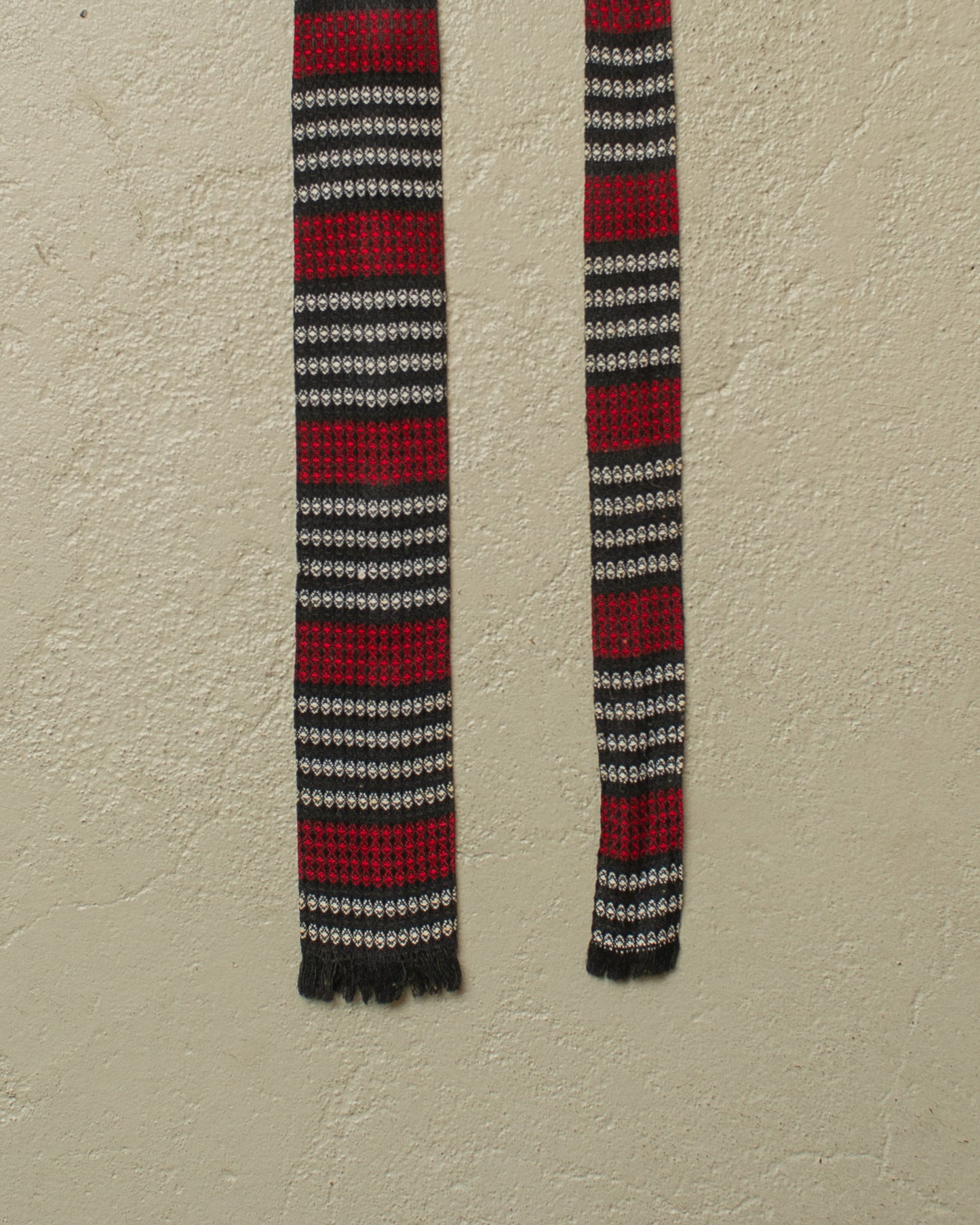 1950s/60s Tassel Dot Pattern Tie black/red