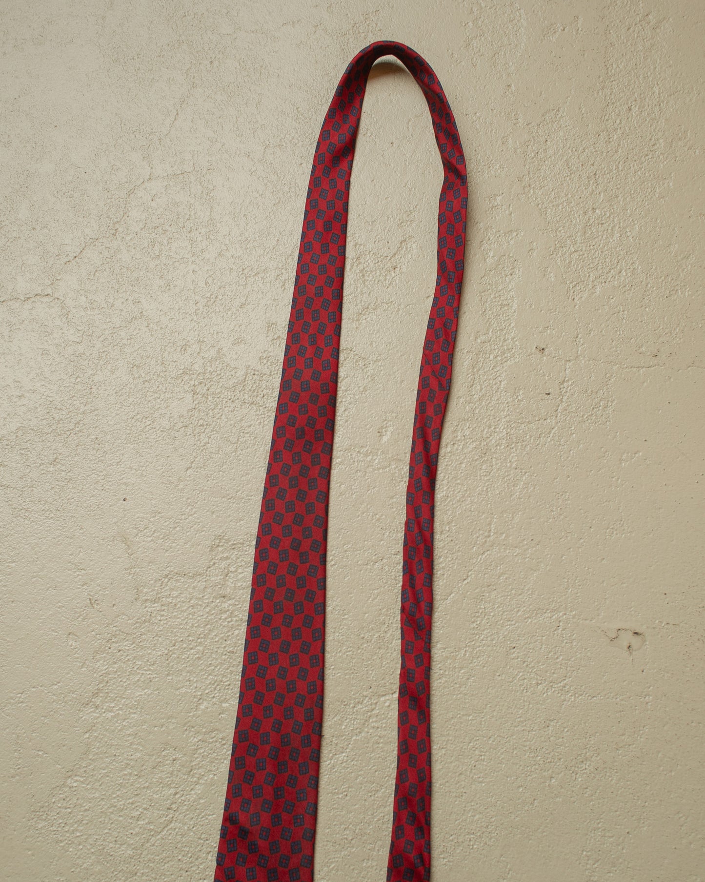 1960s Dafne Pattern Silk Tie burgundy