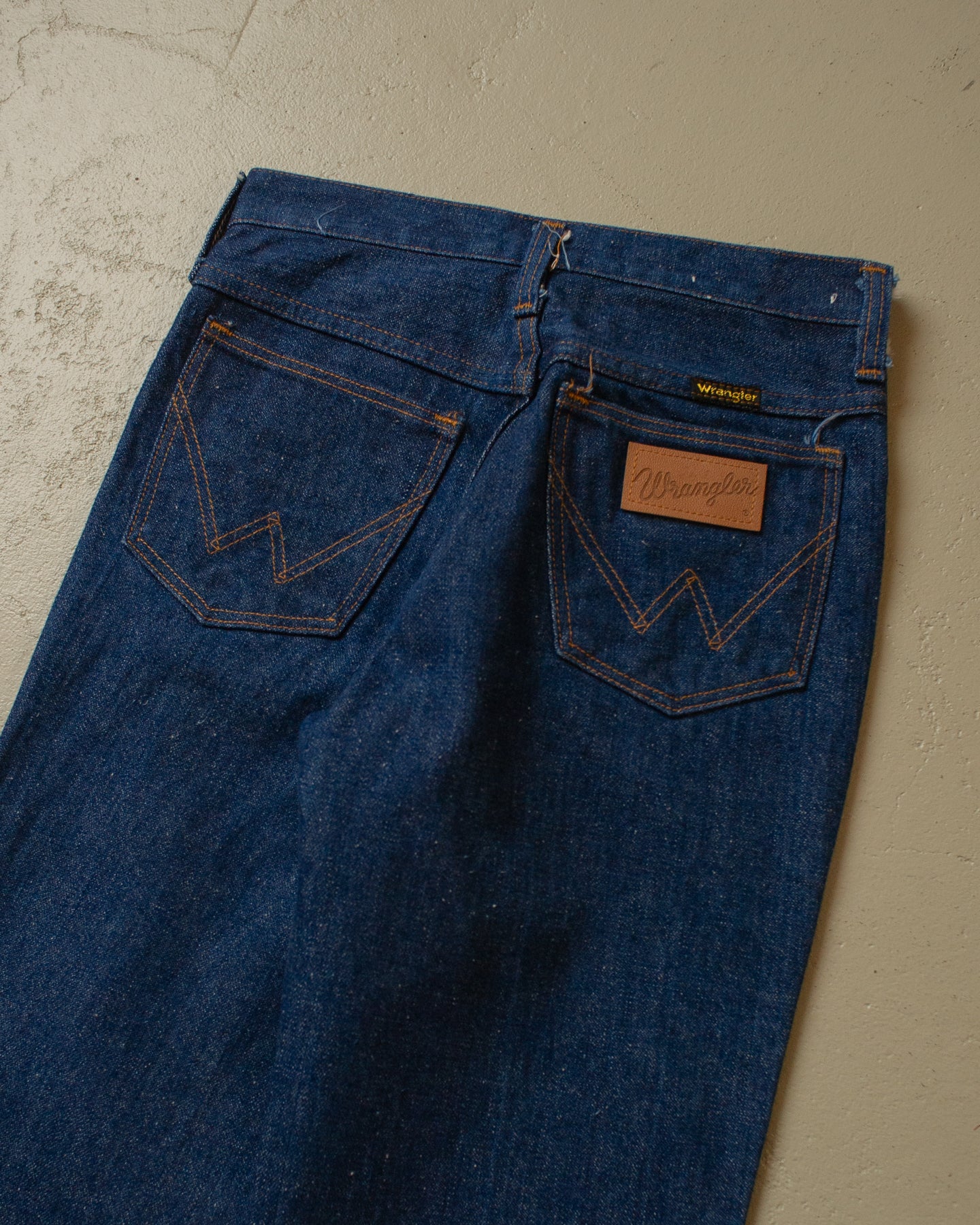 1970s unworn Wrangler Flared Jeans navyblue - 26x32