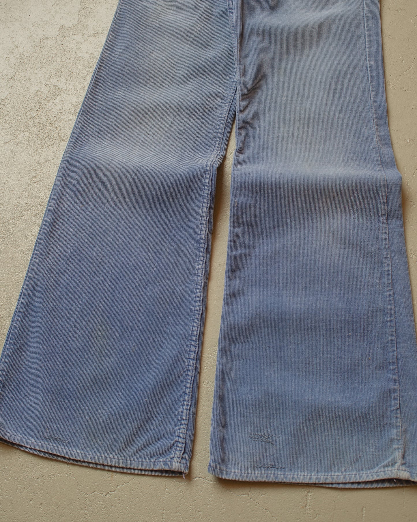 1960s/70s Levi´s Big E Corduroy Bellbottoms - W29/30 L31