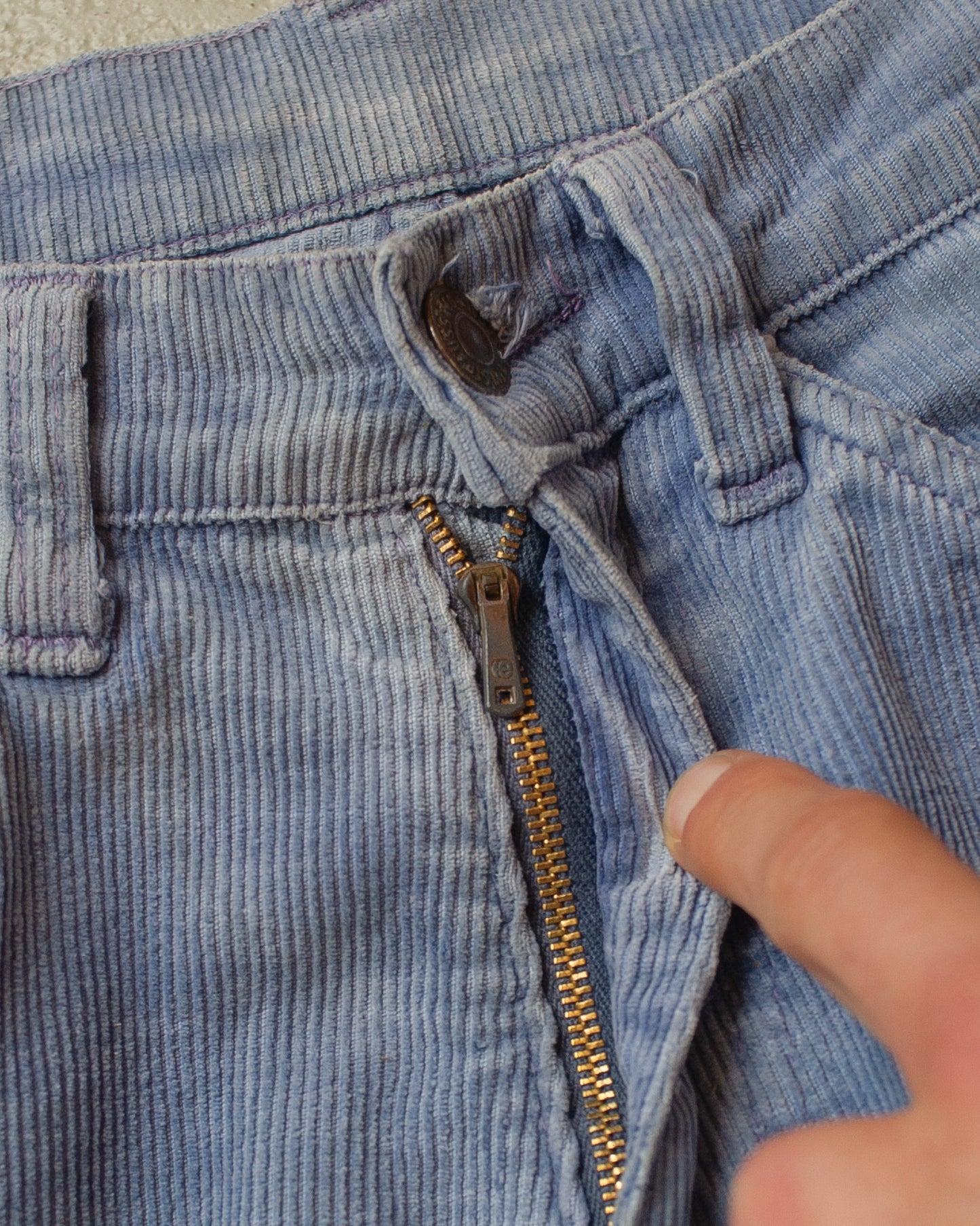 1960s/70s Levi´s Big E Corduroy Bellbottoms - W29/30 L31