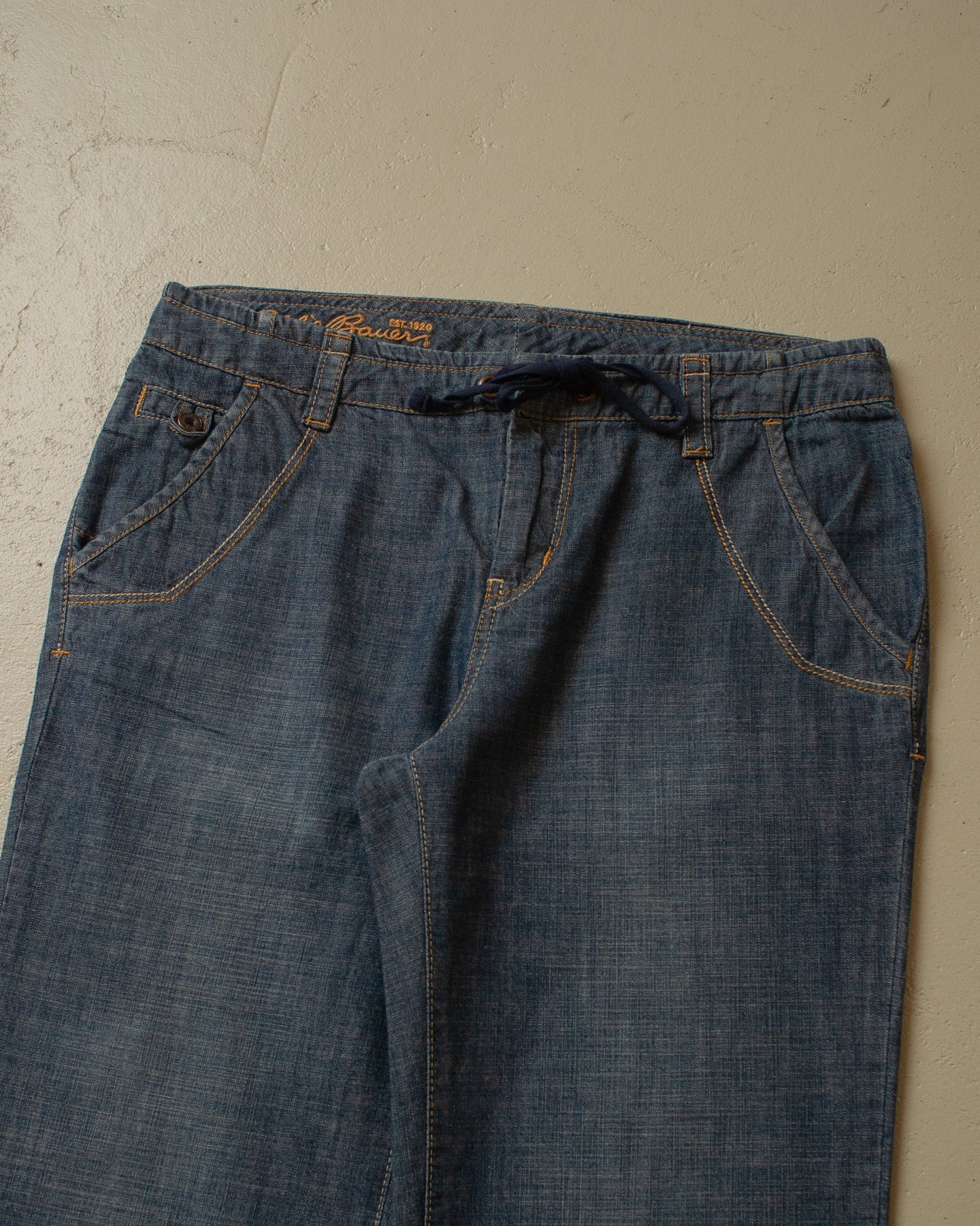 2000s Womens unworn Eddie Bauer Flared Jeans - 31x32