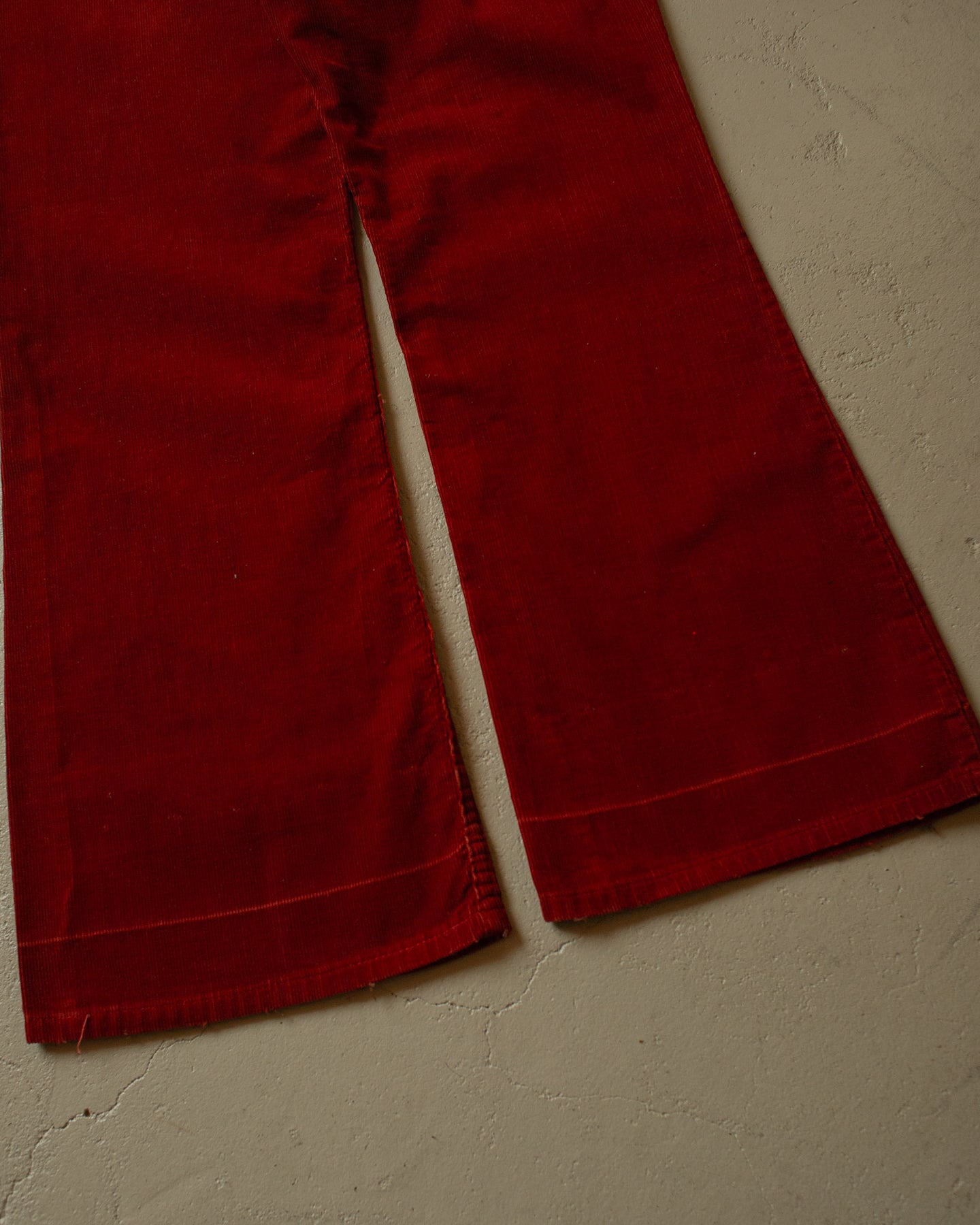 1977 Levi´s 546 Corduroy Flared Pants burgundy - 36x33