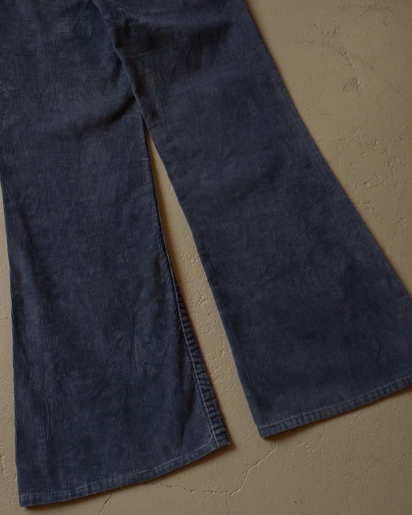 1975 Womens Levi´s 676 Corduroy Flared Pants grey - 30x30