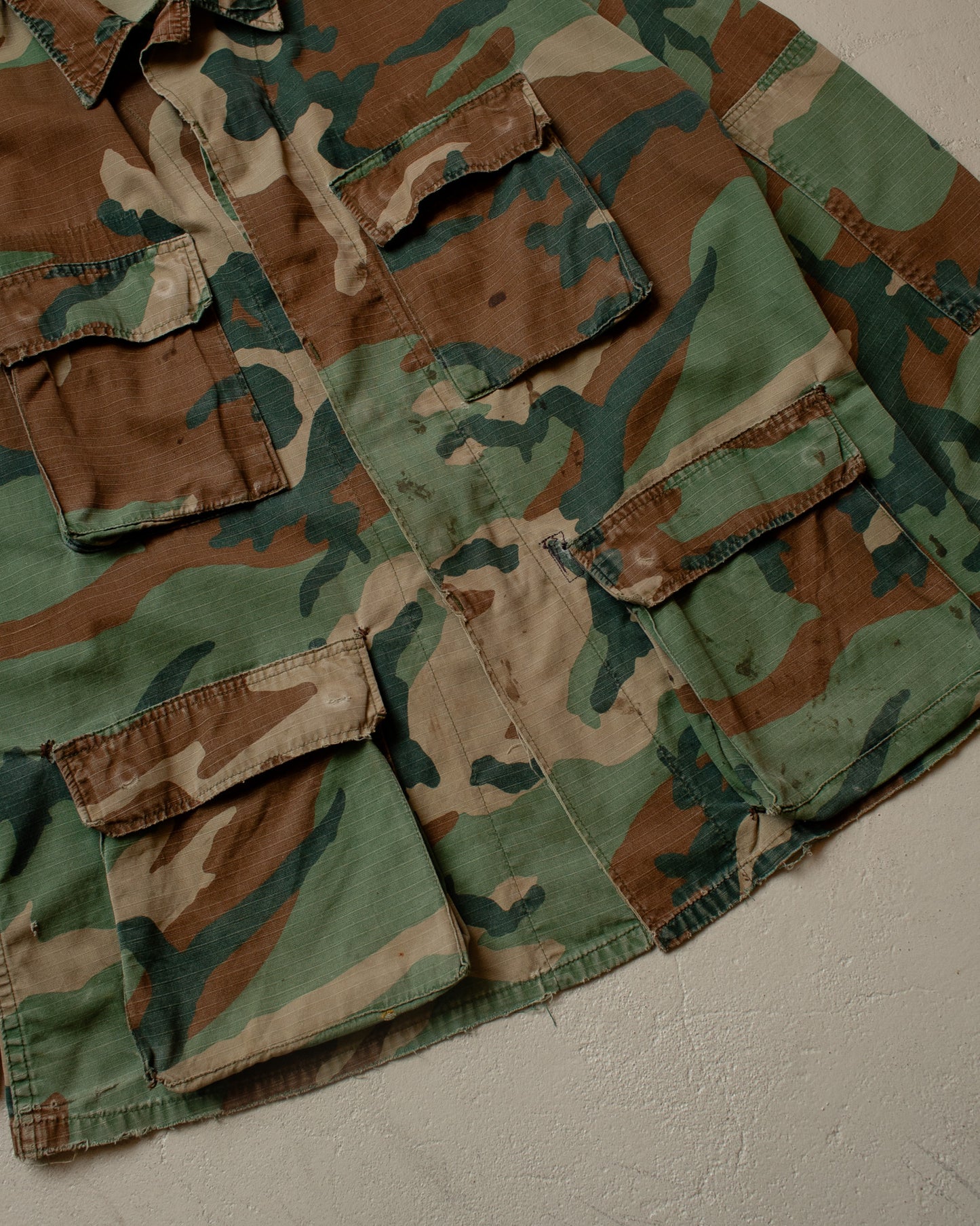 1980s US Army distressed Woodland Camo Field Jacket - L