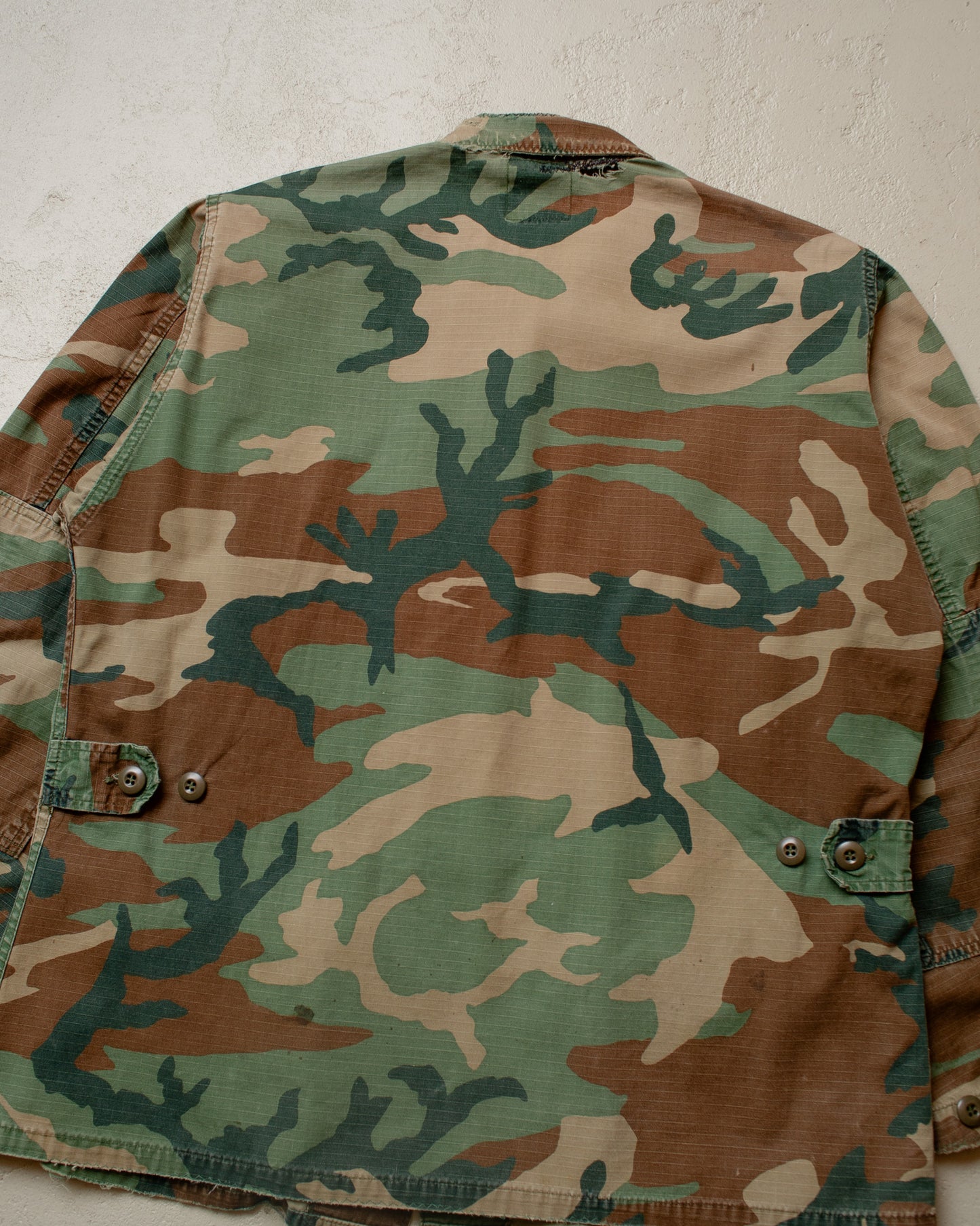 1980s US Army distressed Woodland Camo Field Jacket - L